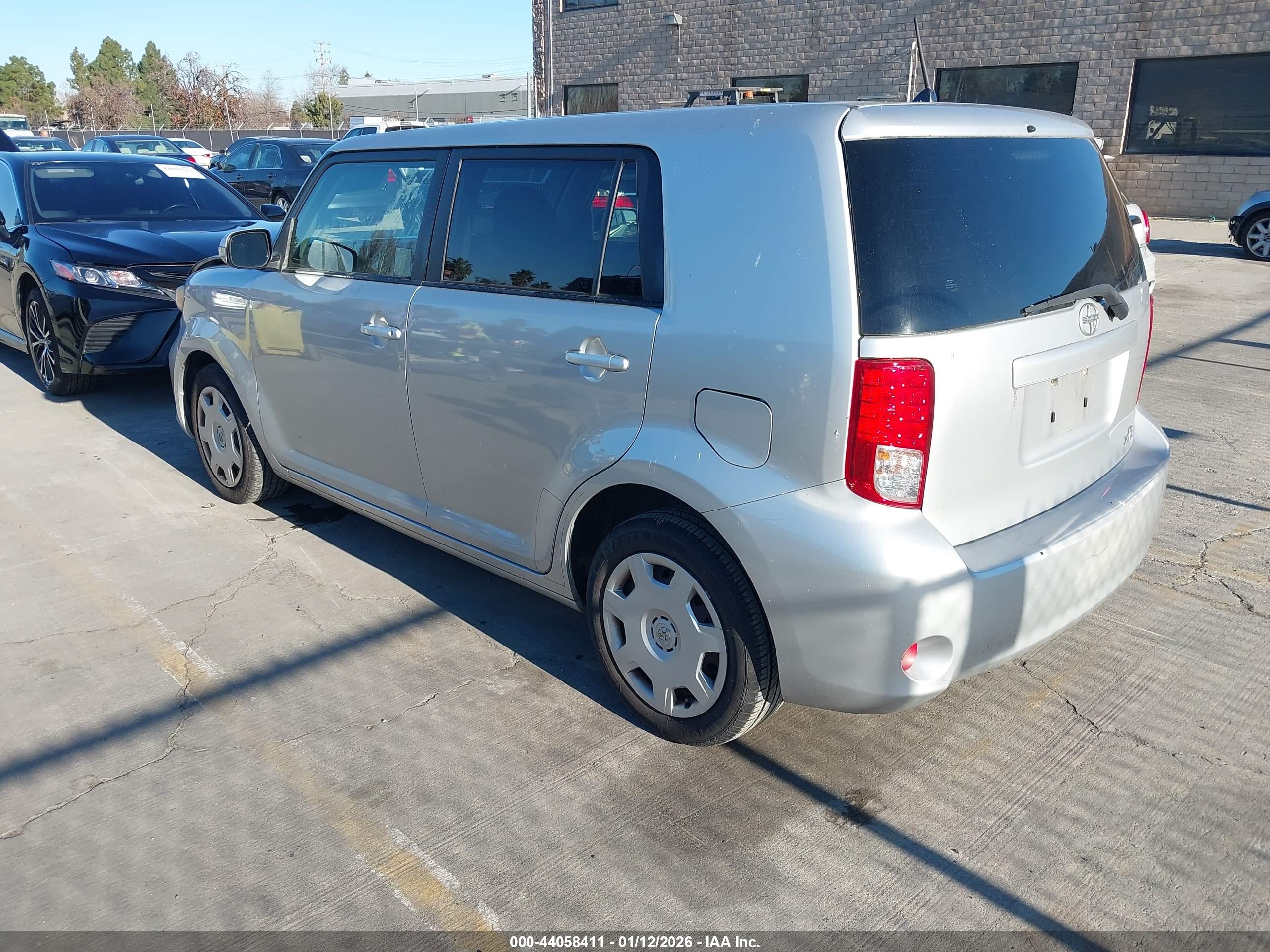 SCION XB image 3