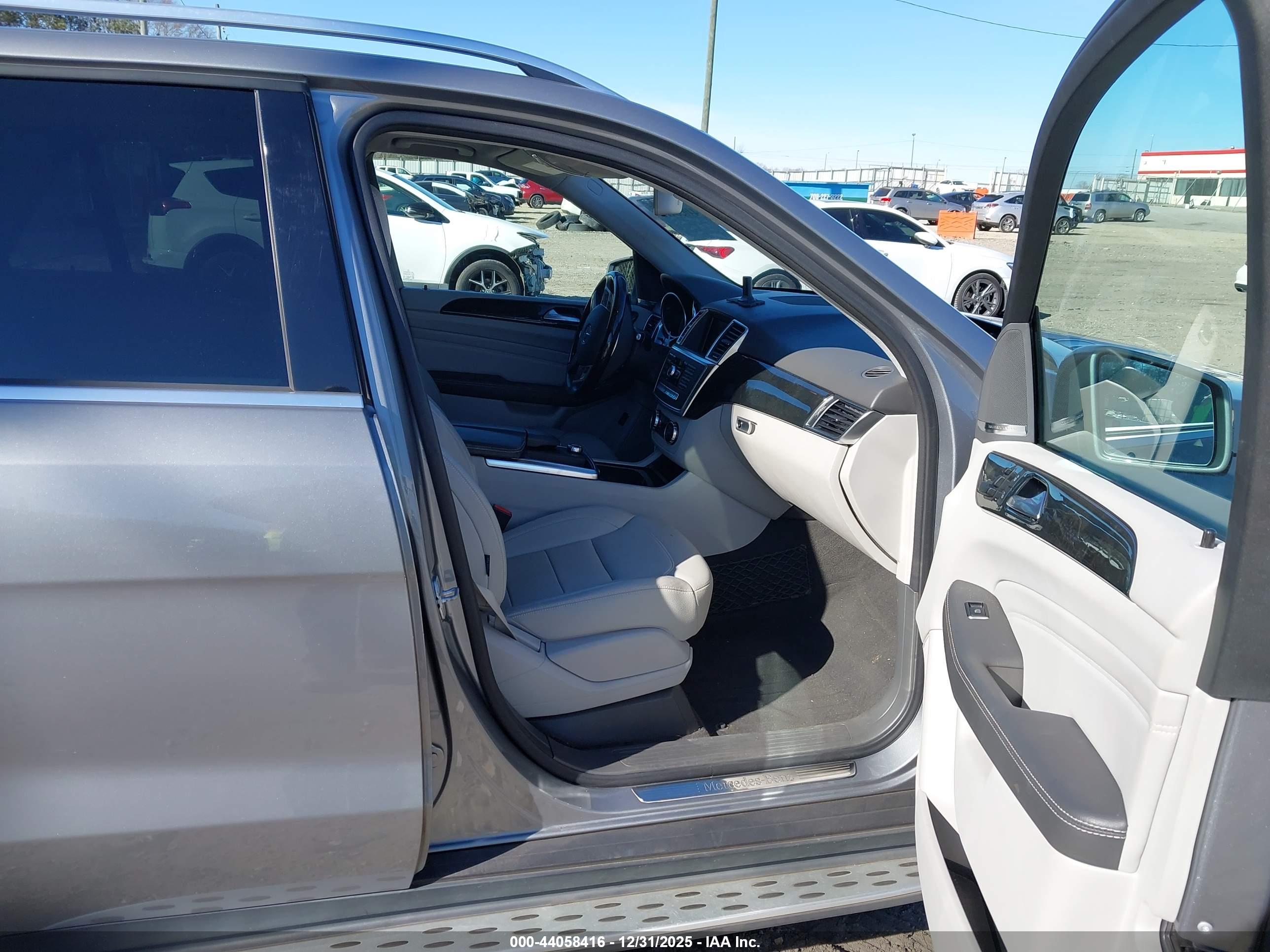MERCEDES-BENZ ML image 5