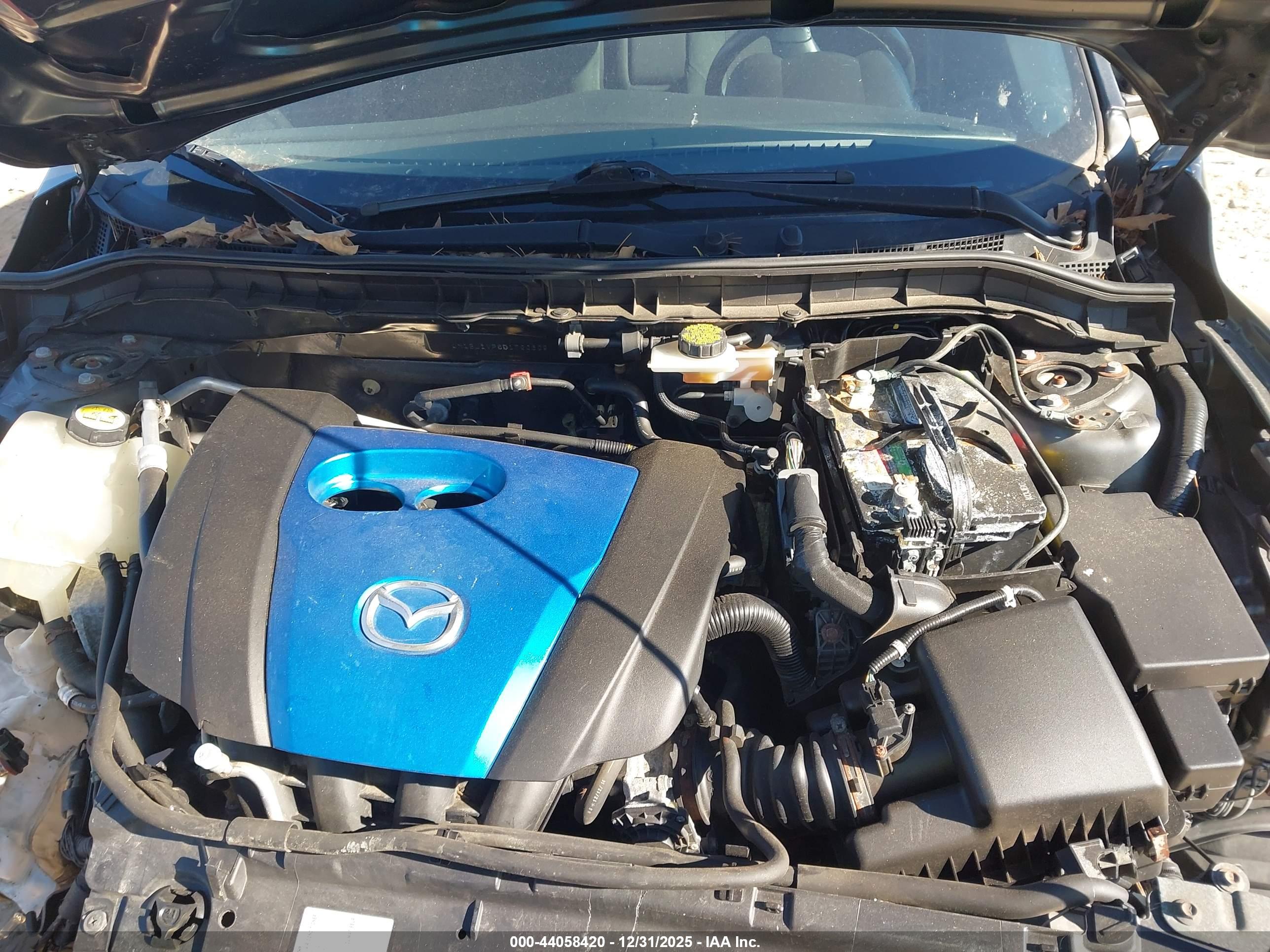 MAZDA MAZDA3 image 10