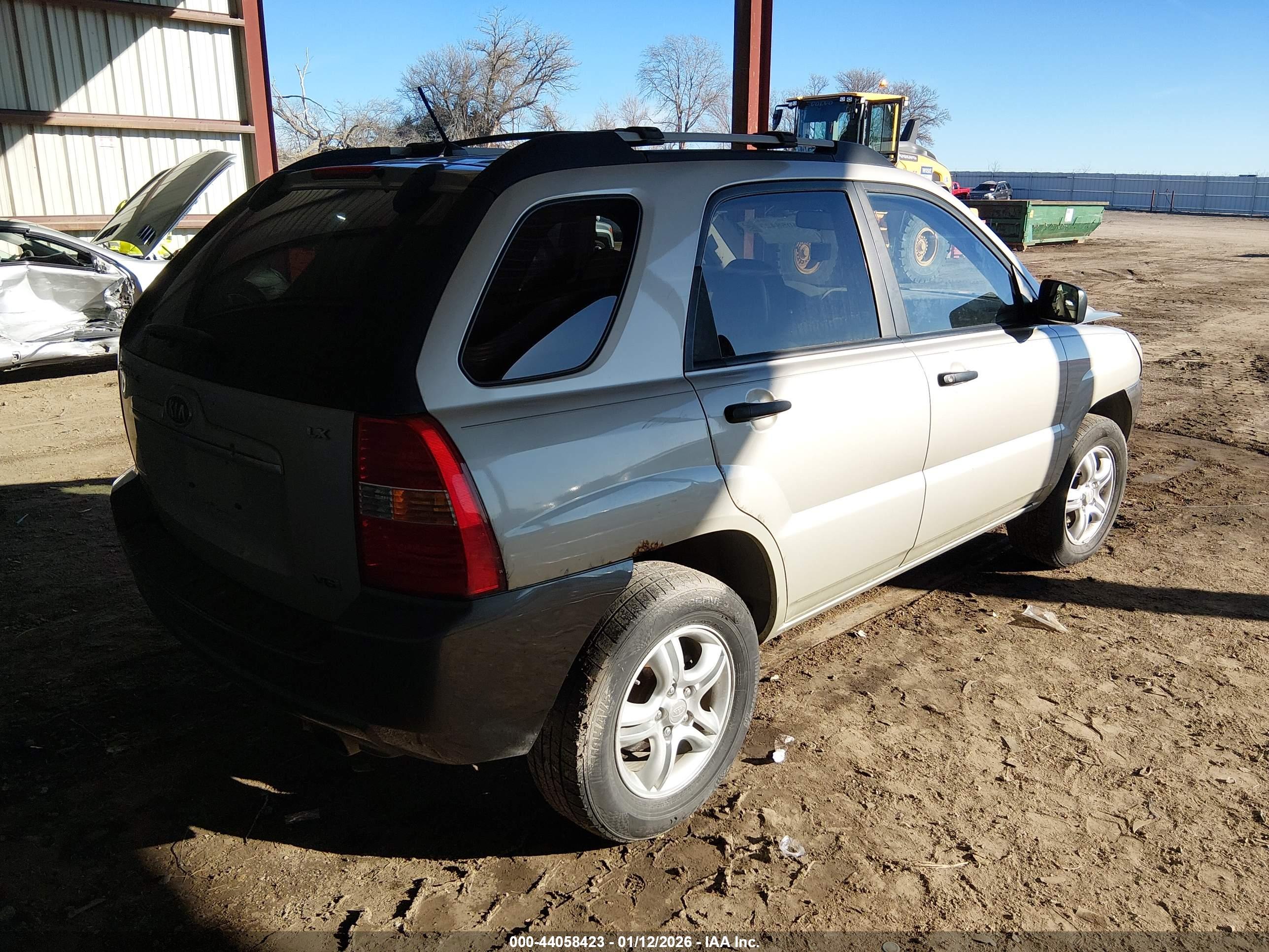 KIA SPORTAGE image 4