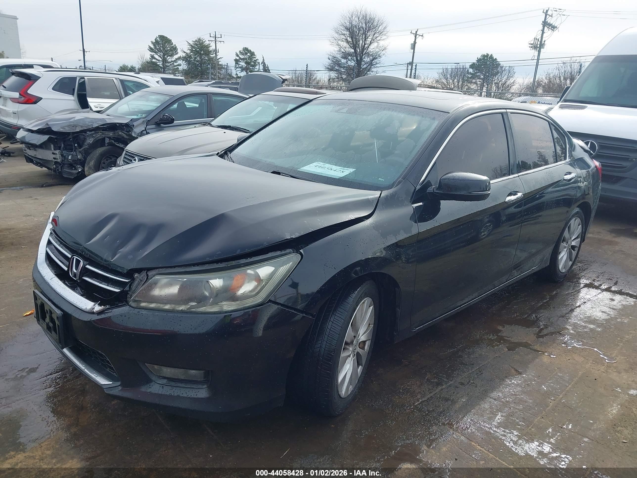 HONDA ACCORD image 2