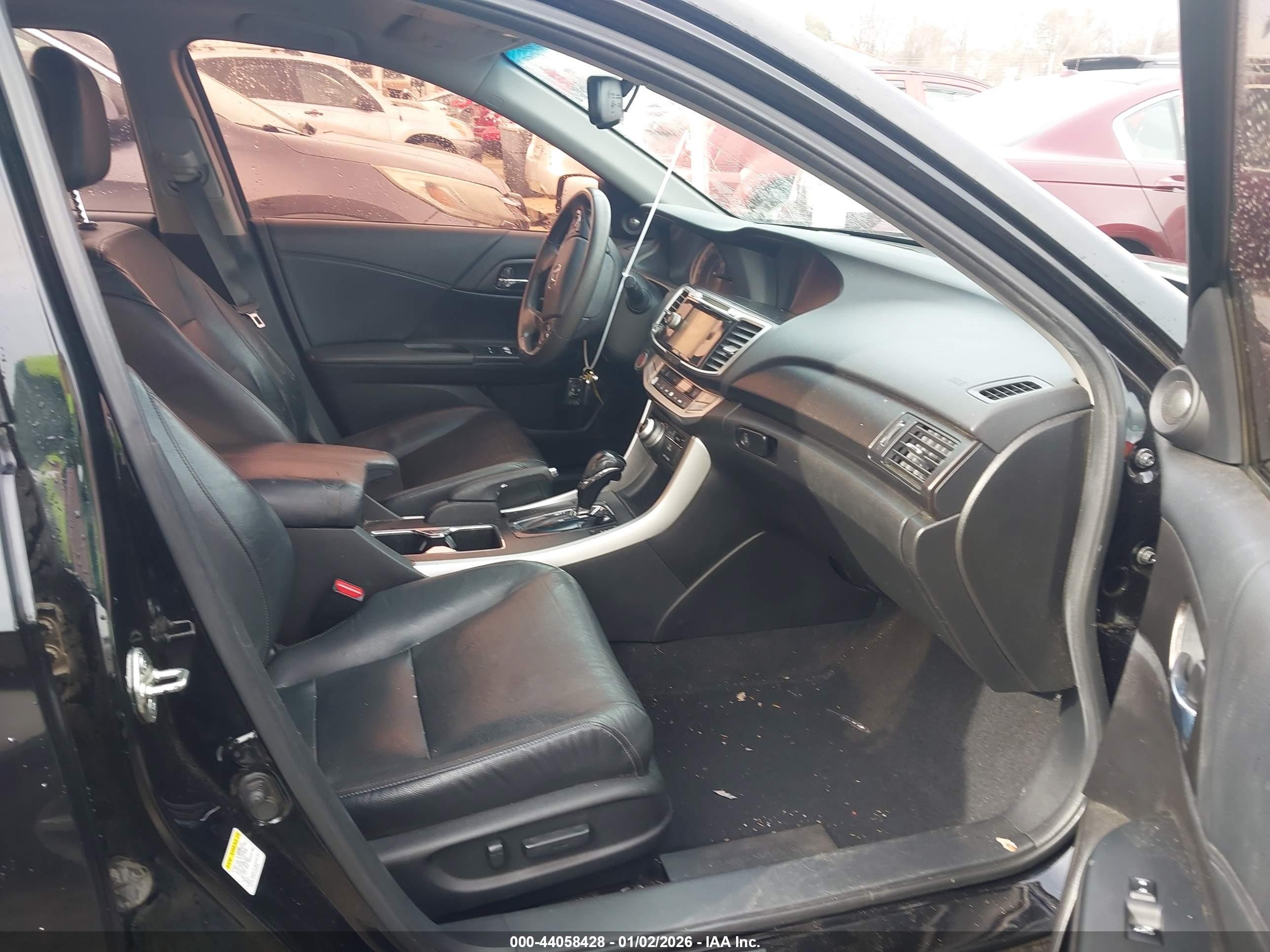 HONDA ACCORD image 5