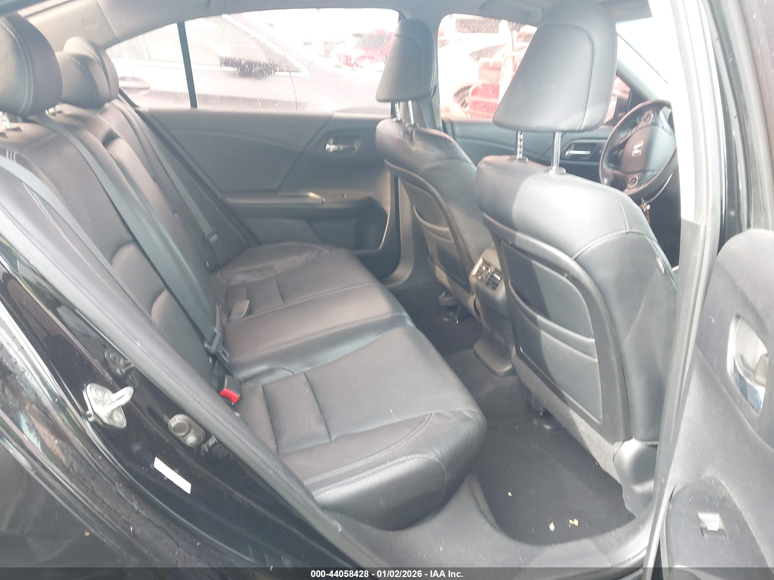 HONDA ACCORD image 8