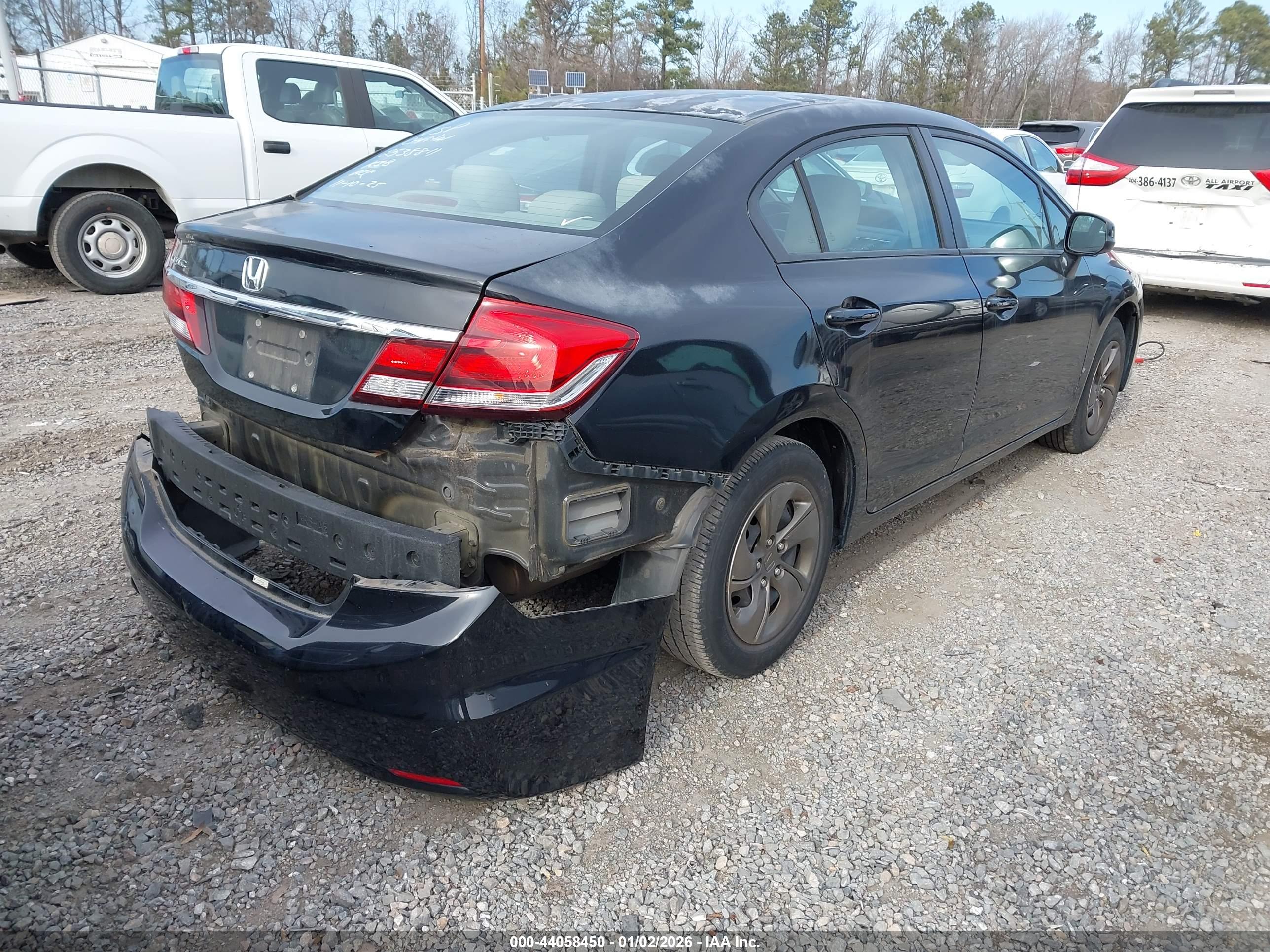 HONDA CIVIC image 4