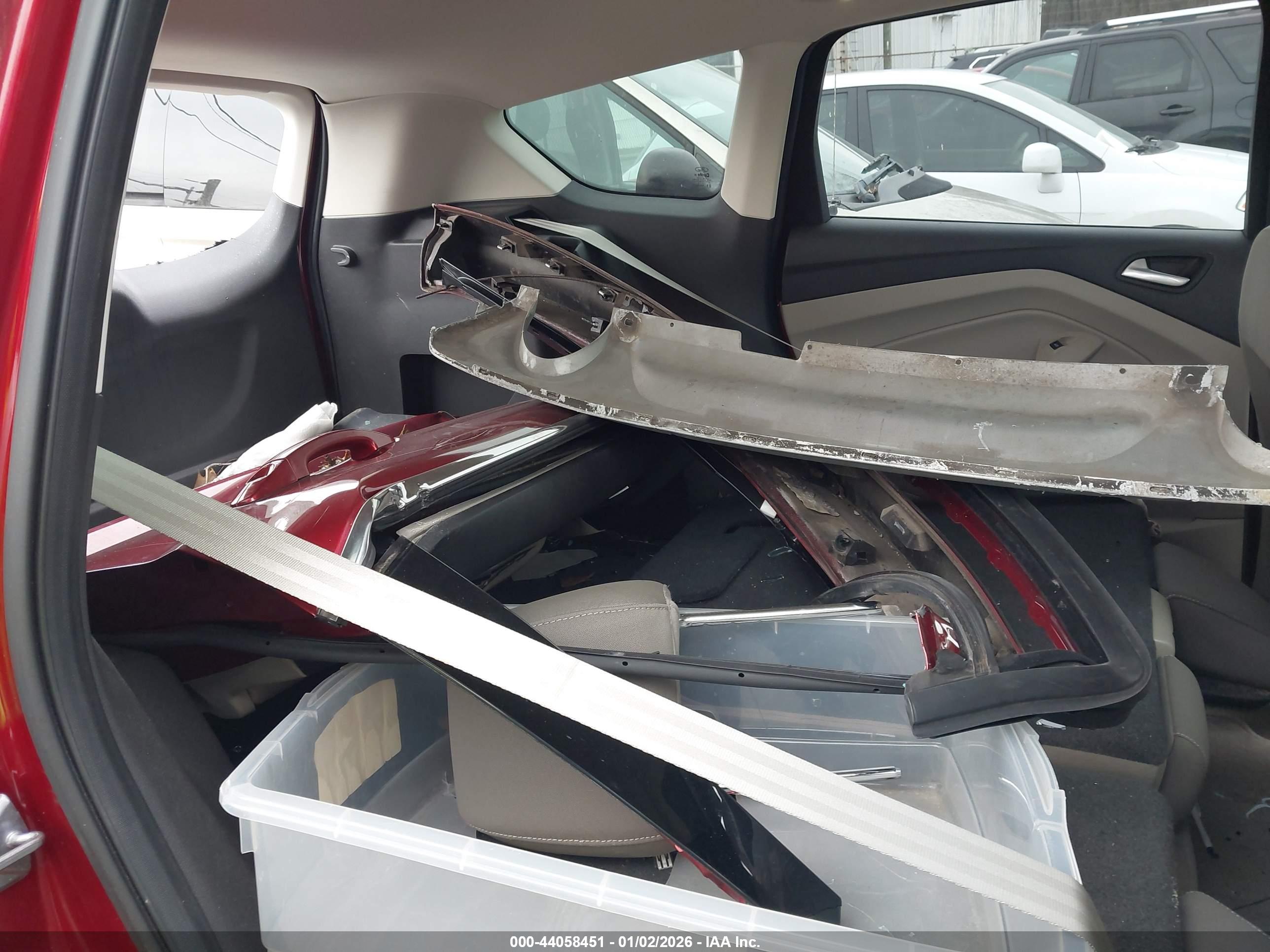 FORD ESCAPE image 8