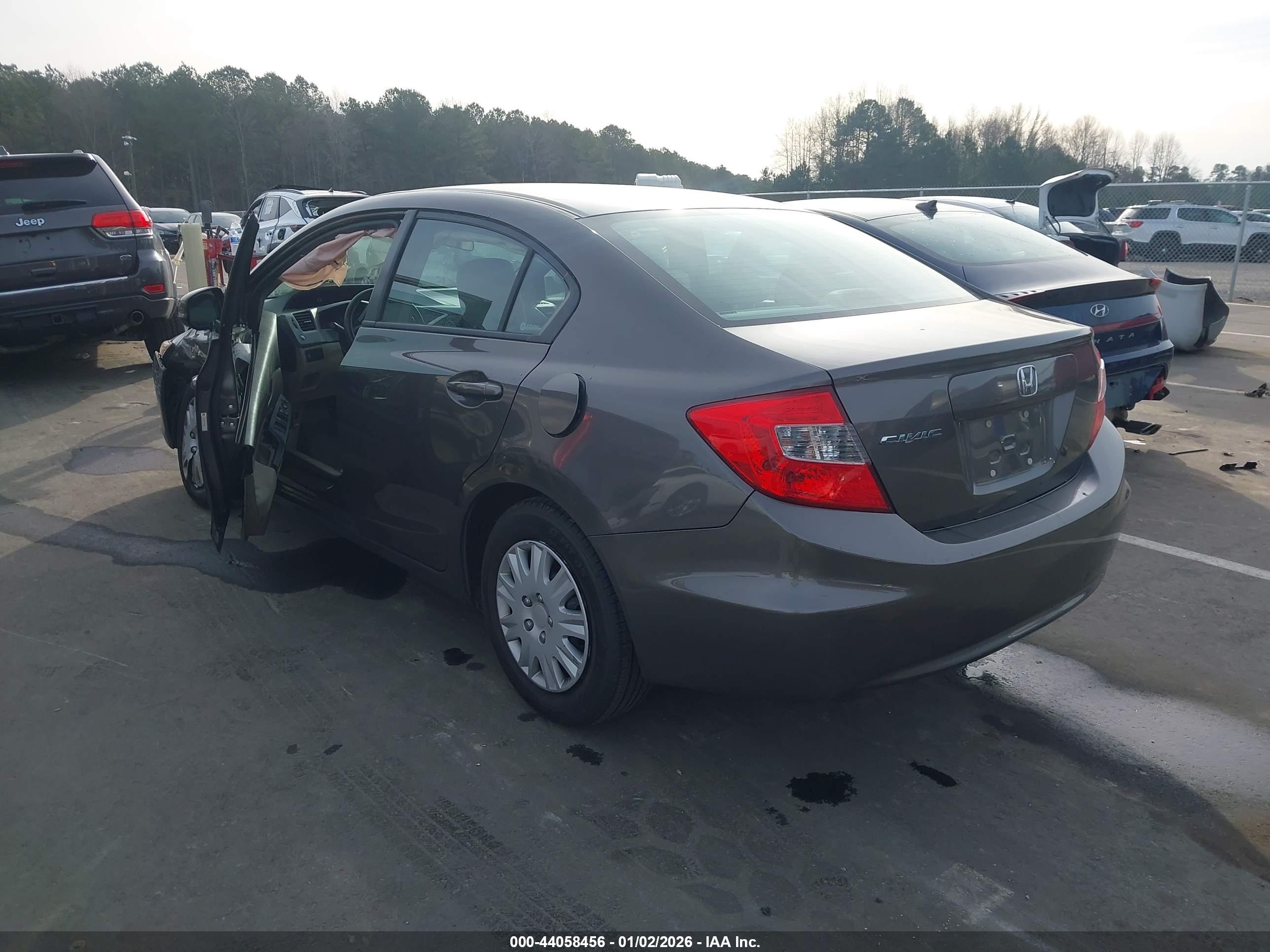 HONDA CIVIC image 3