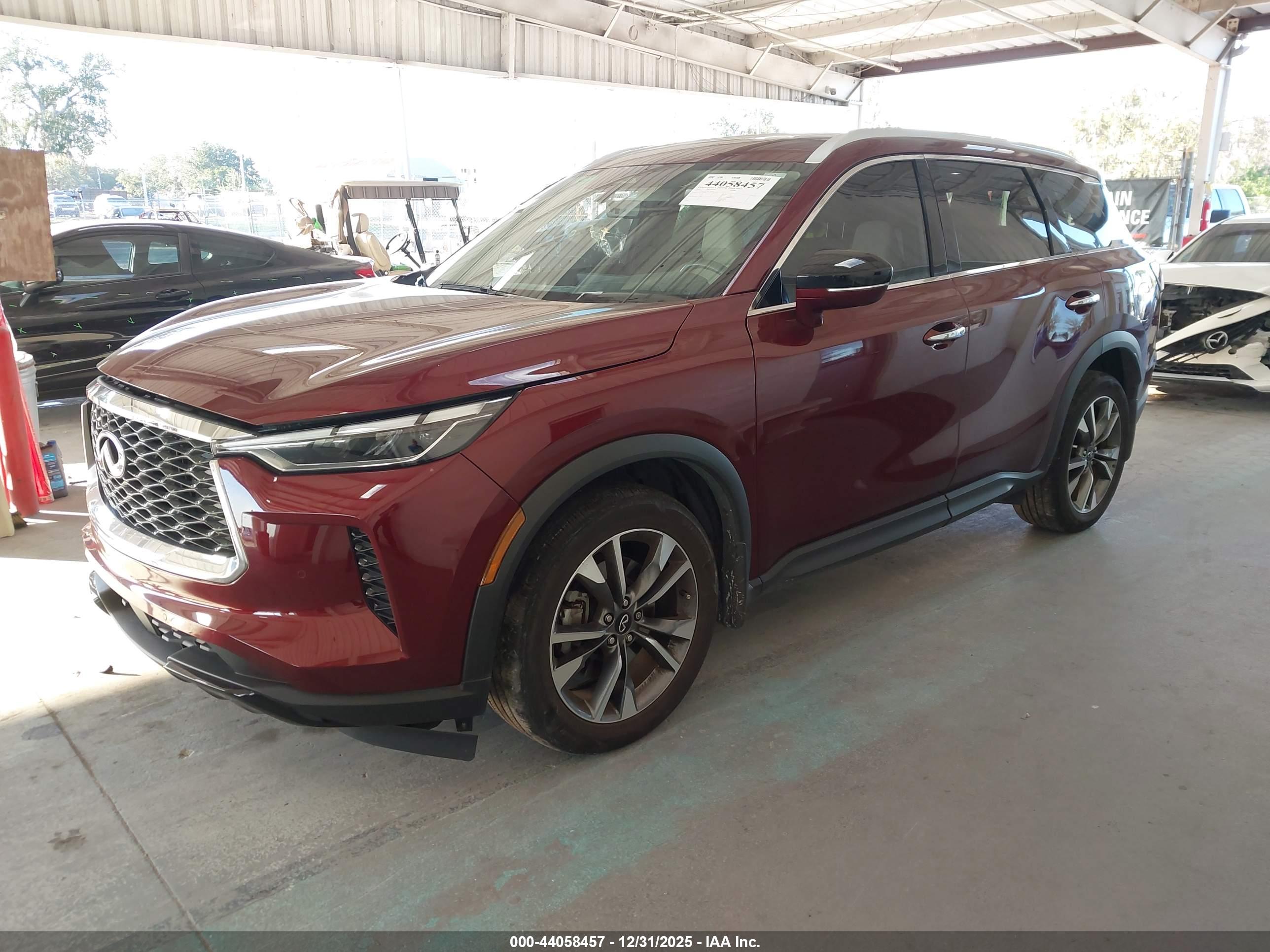 INFINITI QX60 image 2