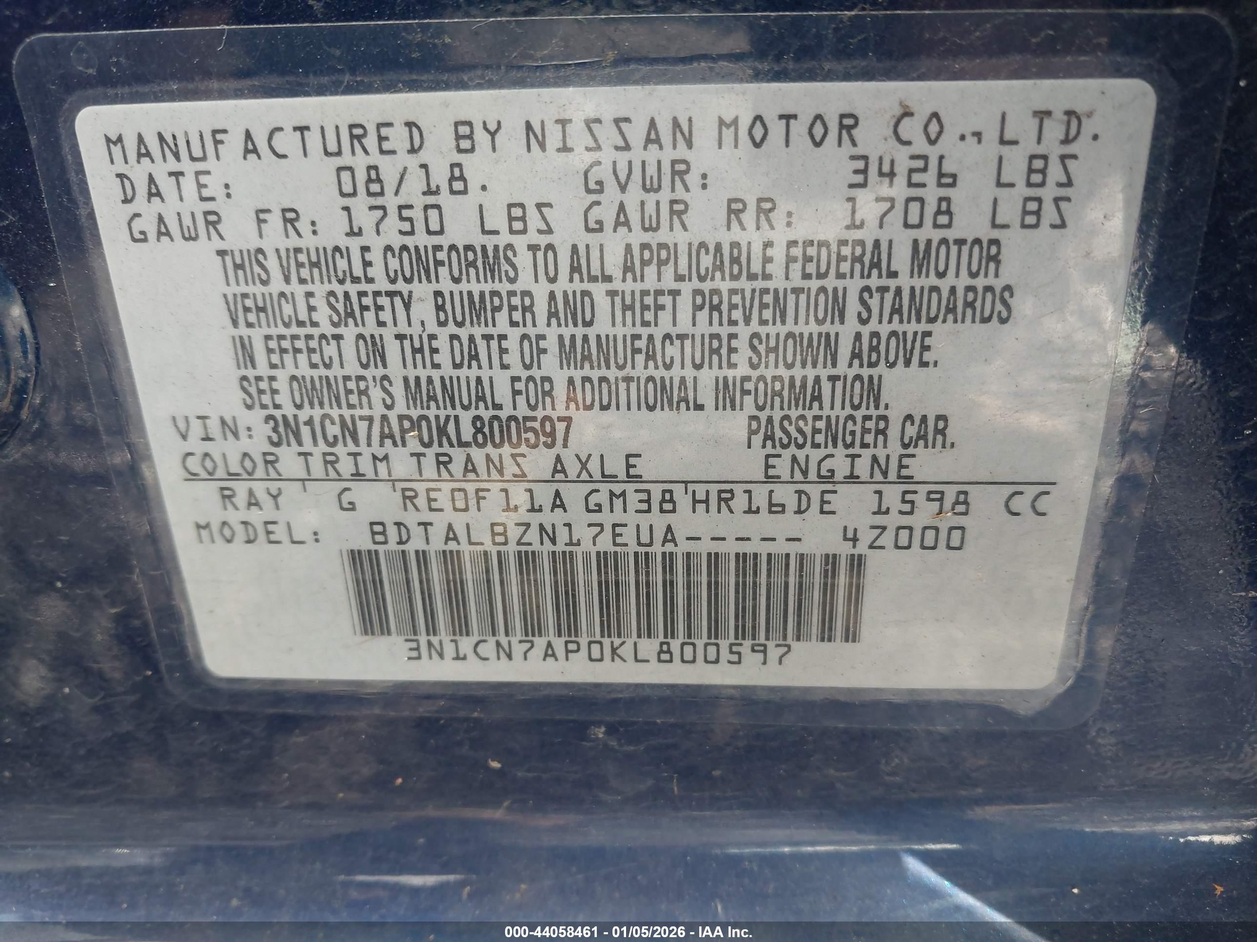 NISSAN VERSA image 9
