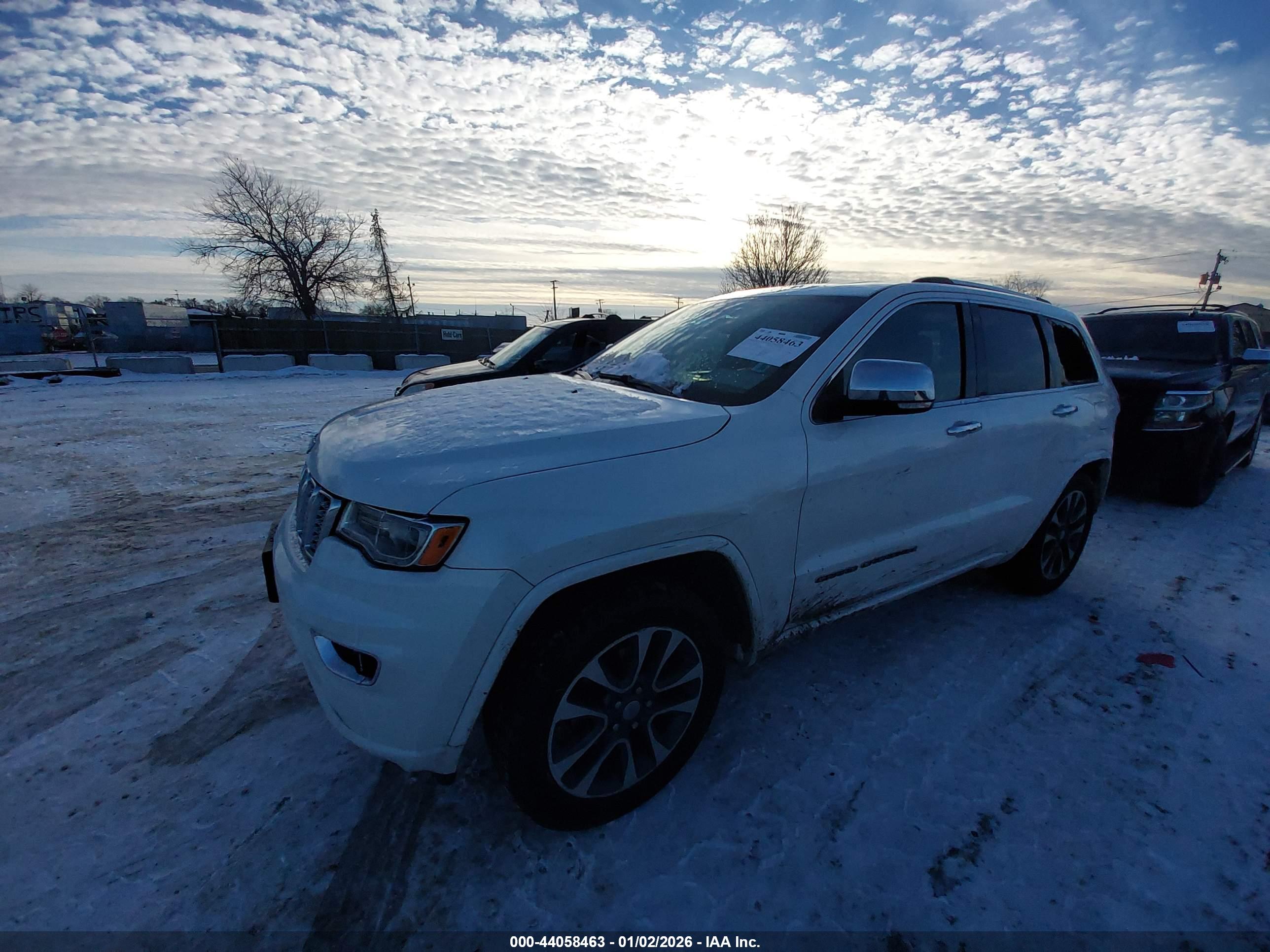 JEEP GRAND image 2