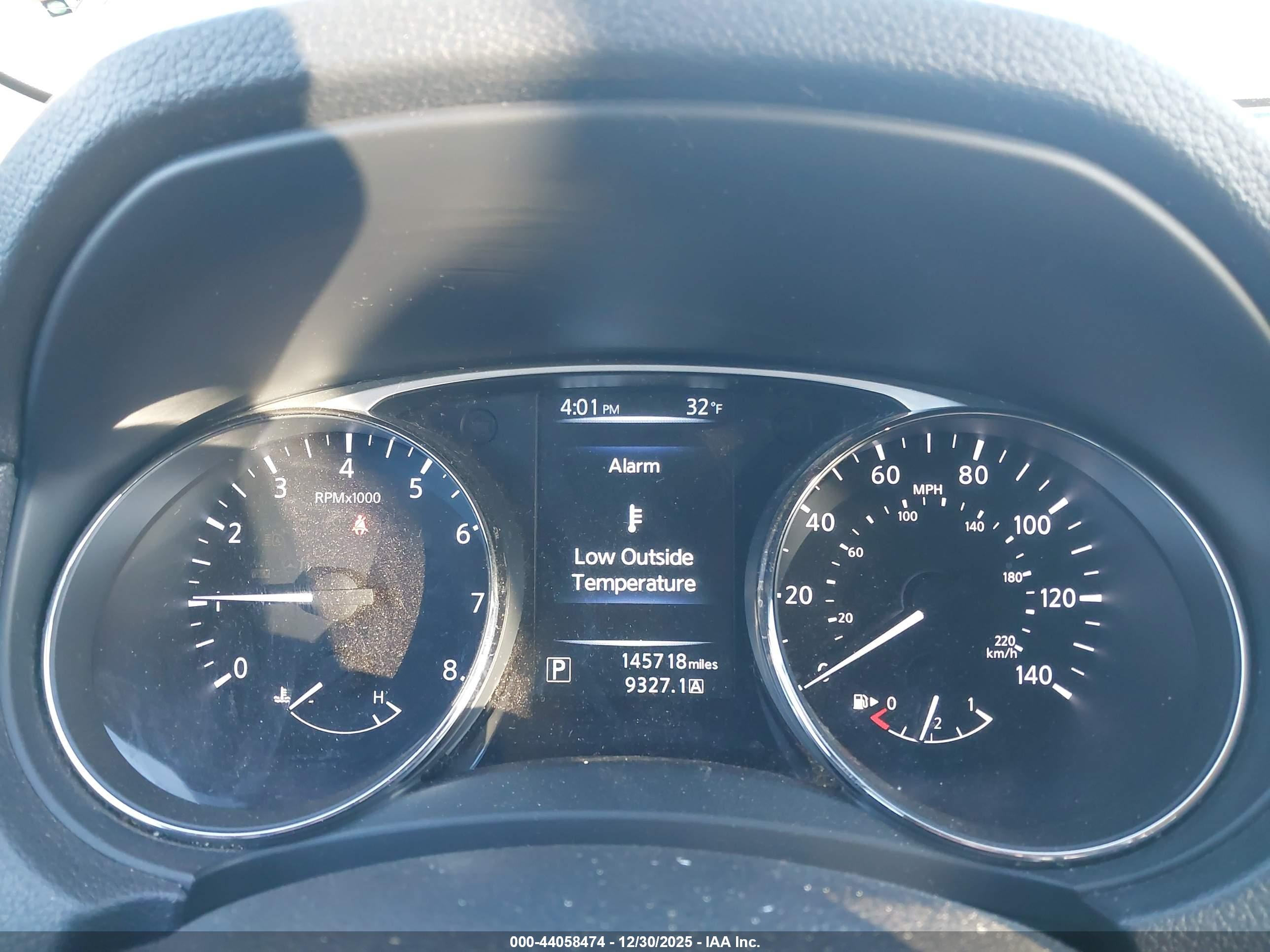 NISSAN ROGUE image 7