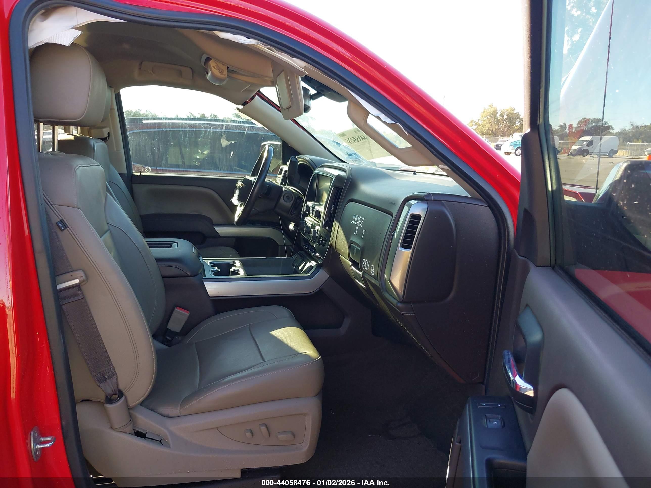 CHEVROLET SILVERADO image 5