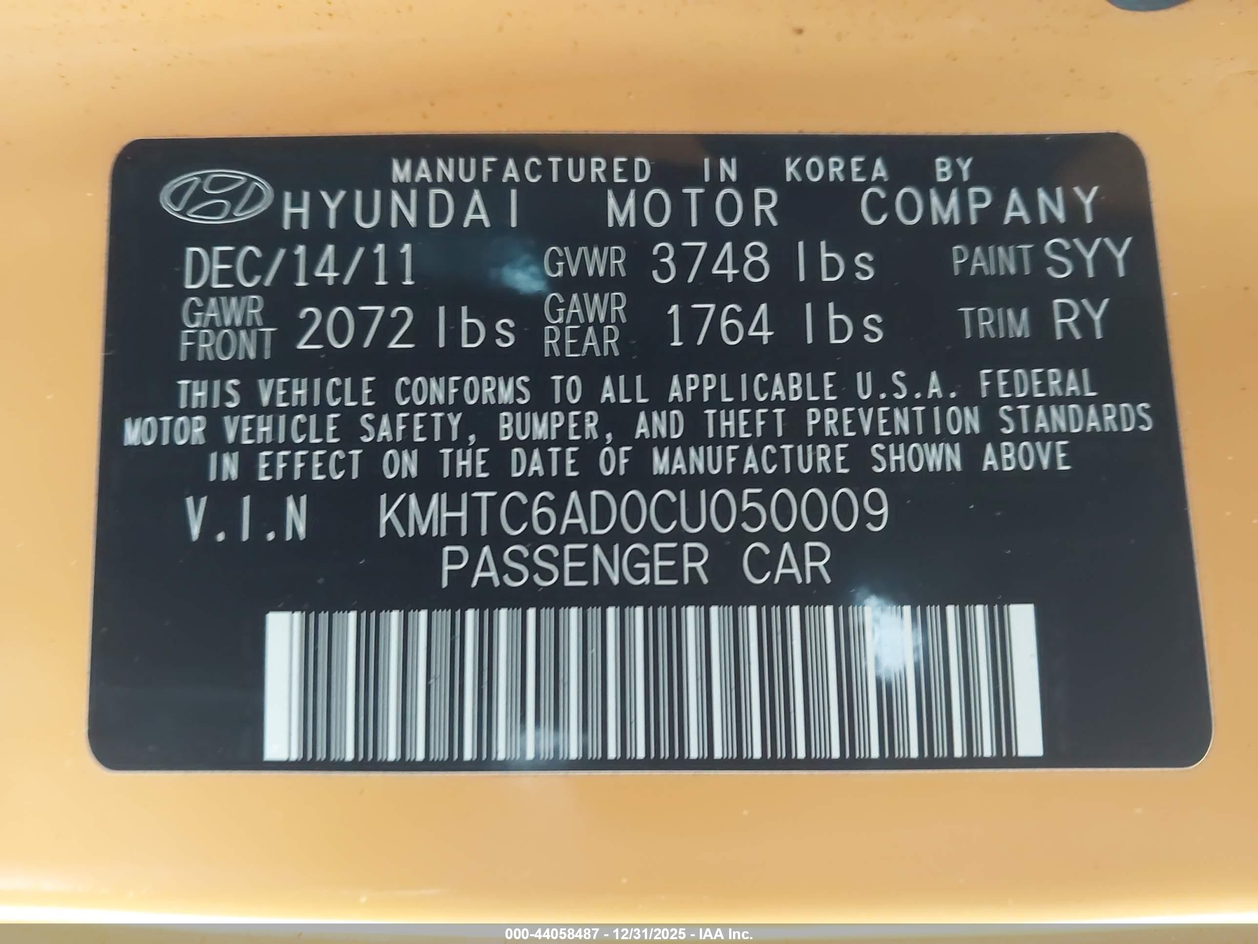 HYUNDAI VELOSTER image 9