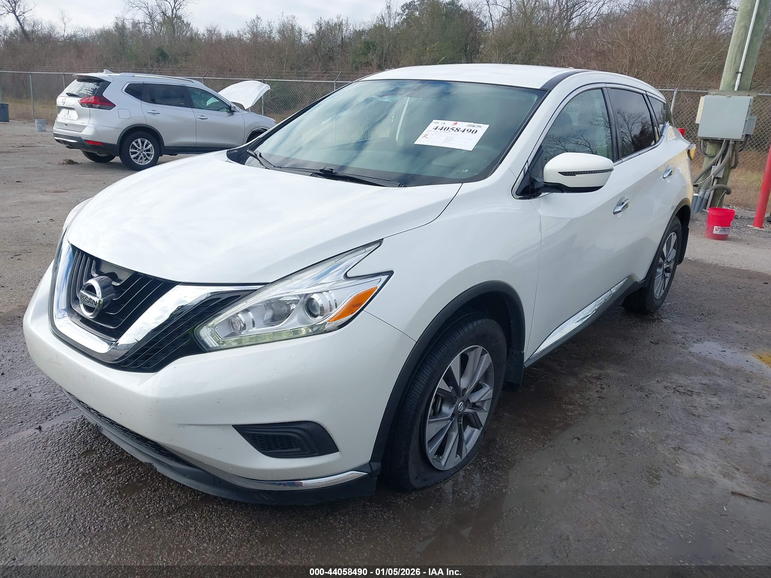 NISSAN MURANO image 2