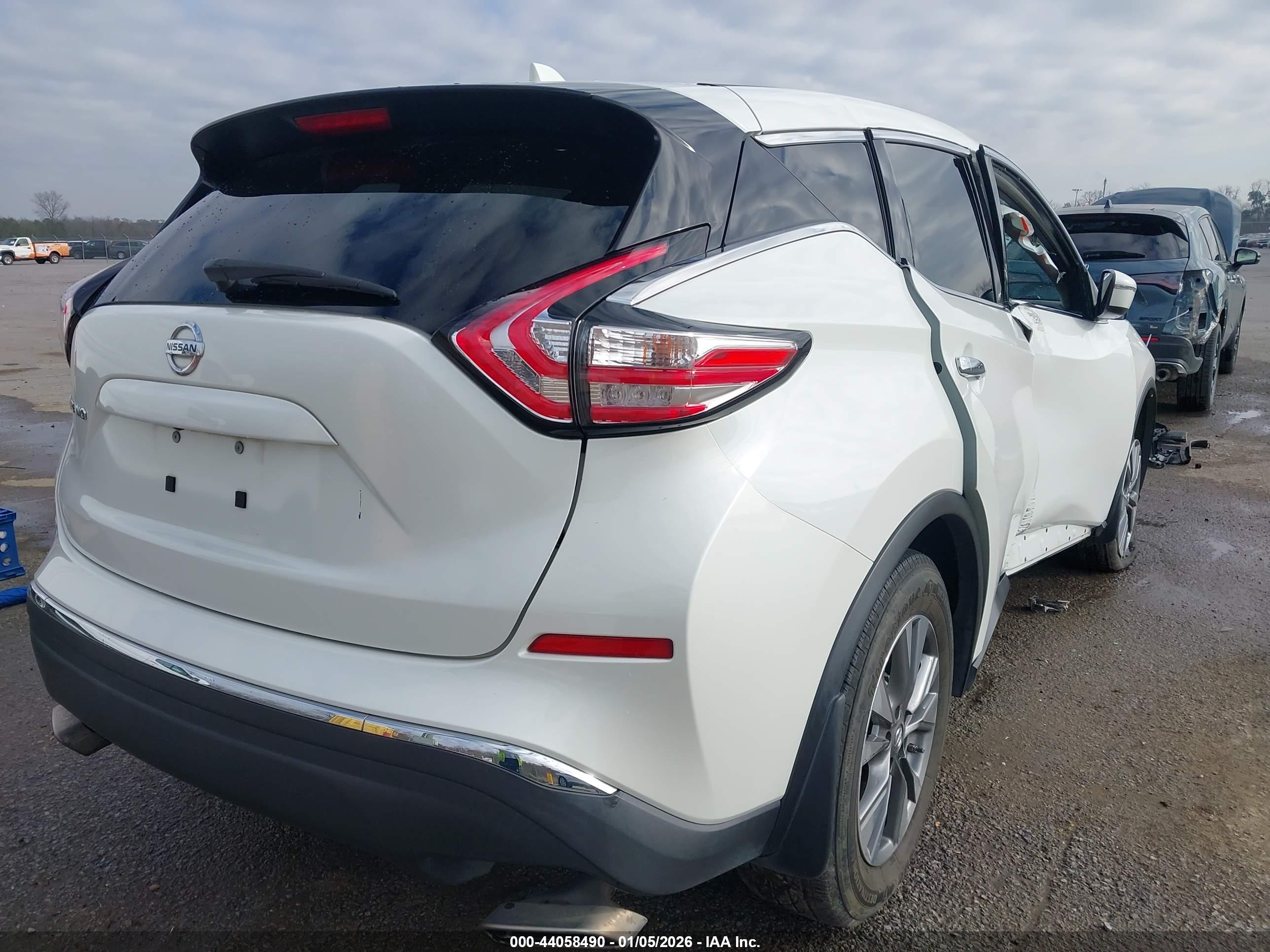 NISSAN MURANO image 4
