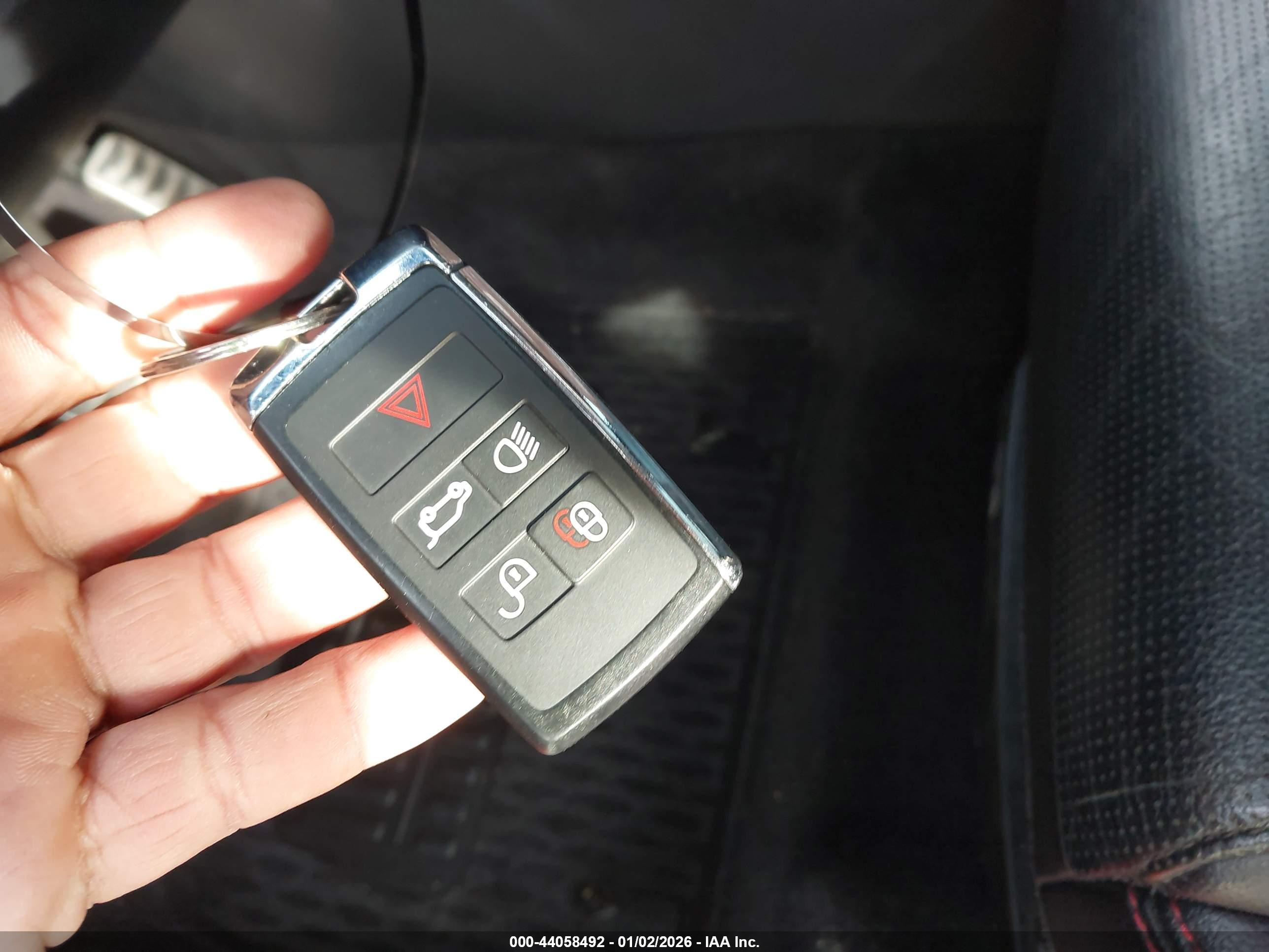 JAGUAR E-PACE image 11