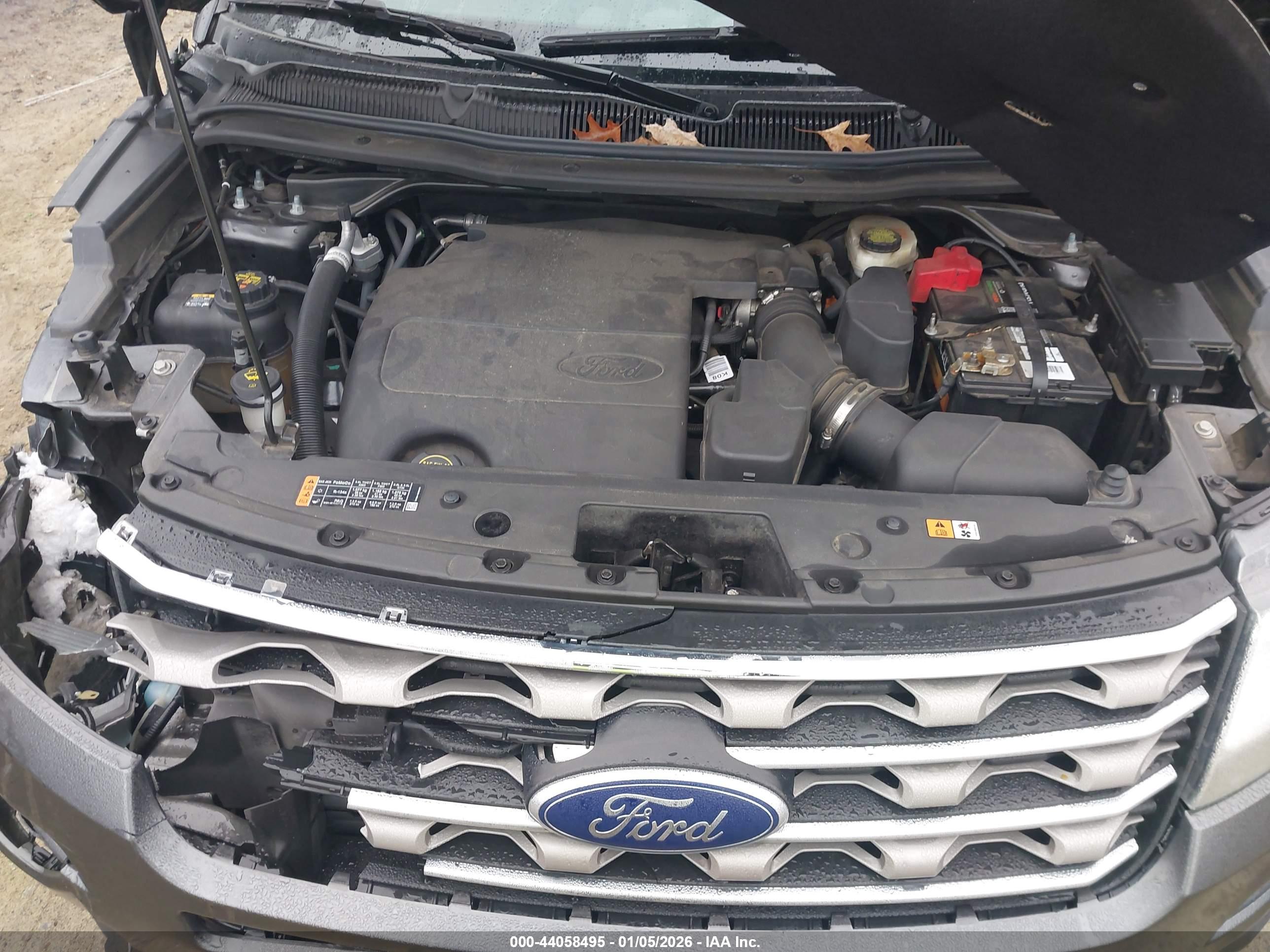 FORD EXPLORER image 10