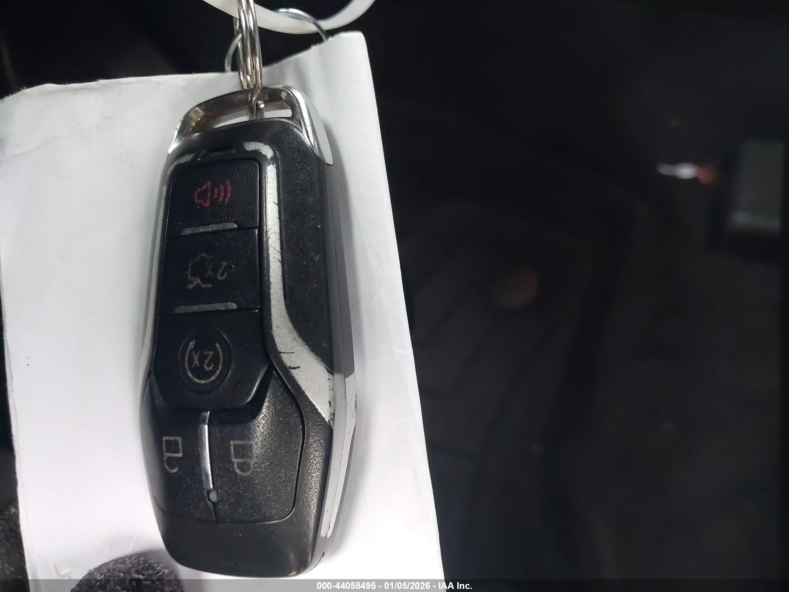FORD EXPLORER image 11
