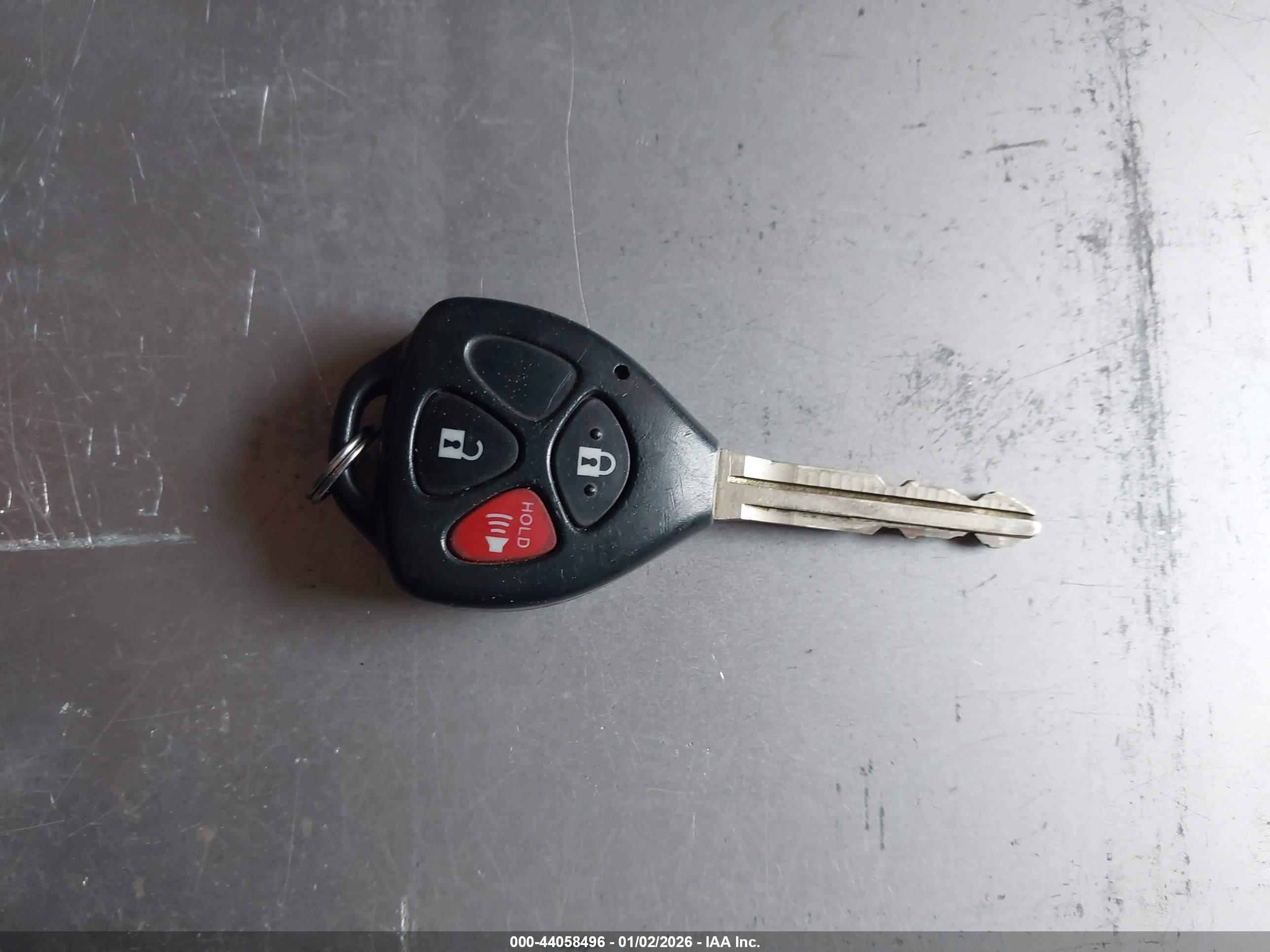 TOYOTA RAV4 image 11
