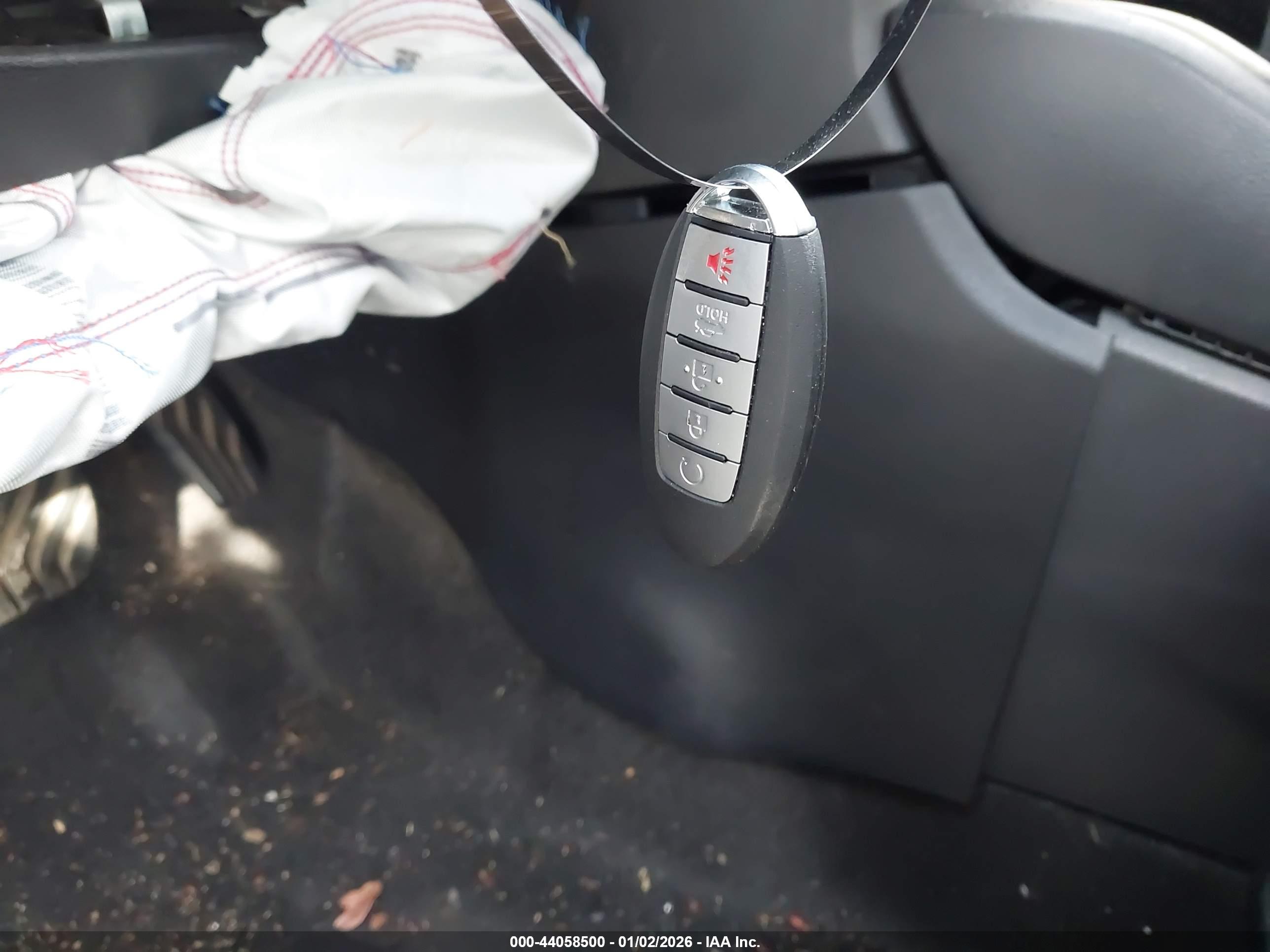 NISSAN KICKS image 11