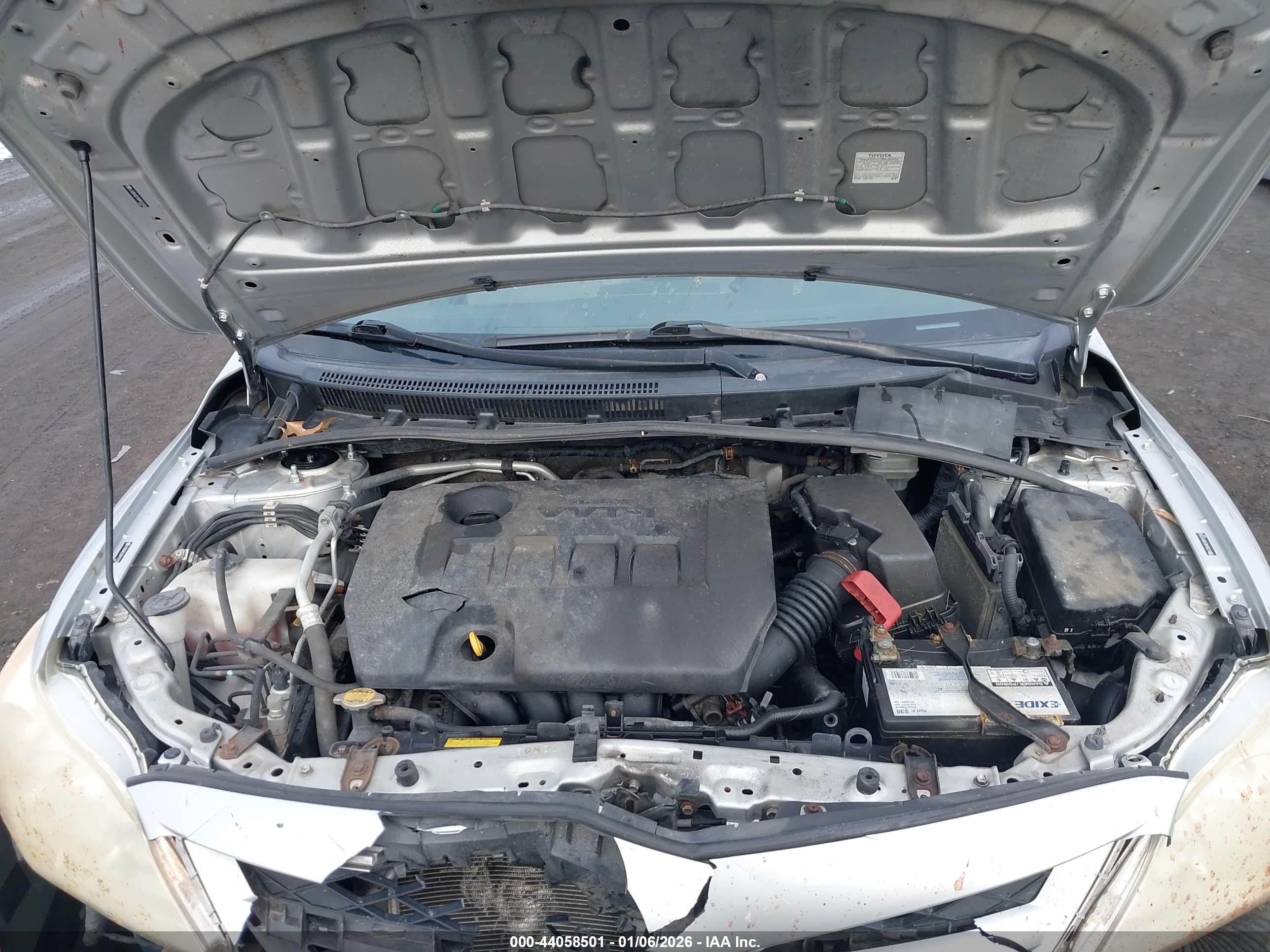 TOYOTA COROLLA image 10