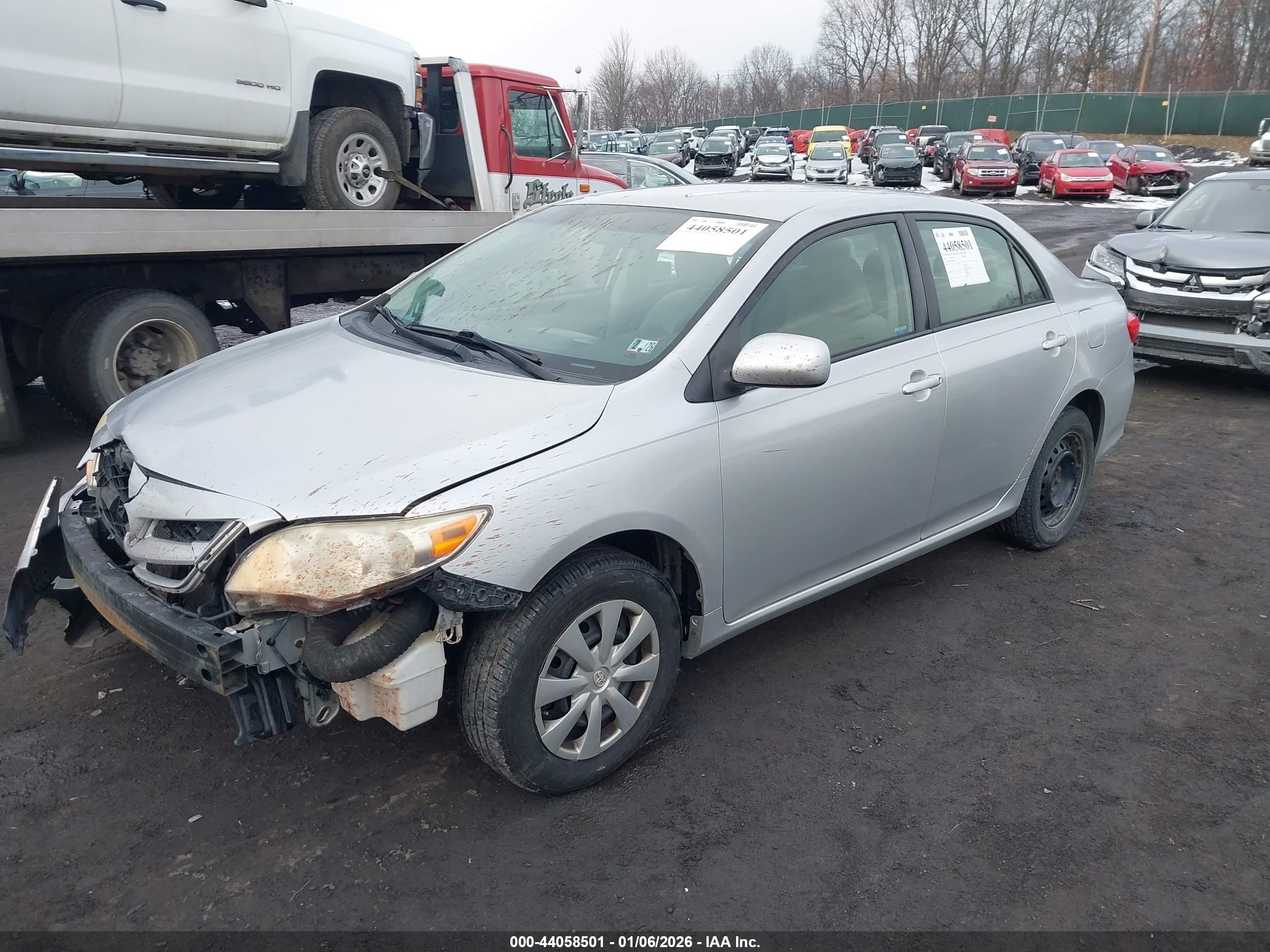 TOYOTA COROLLA image 2