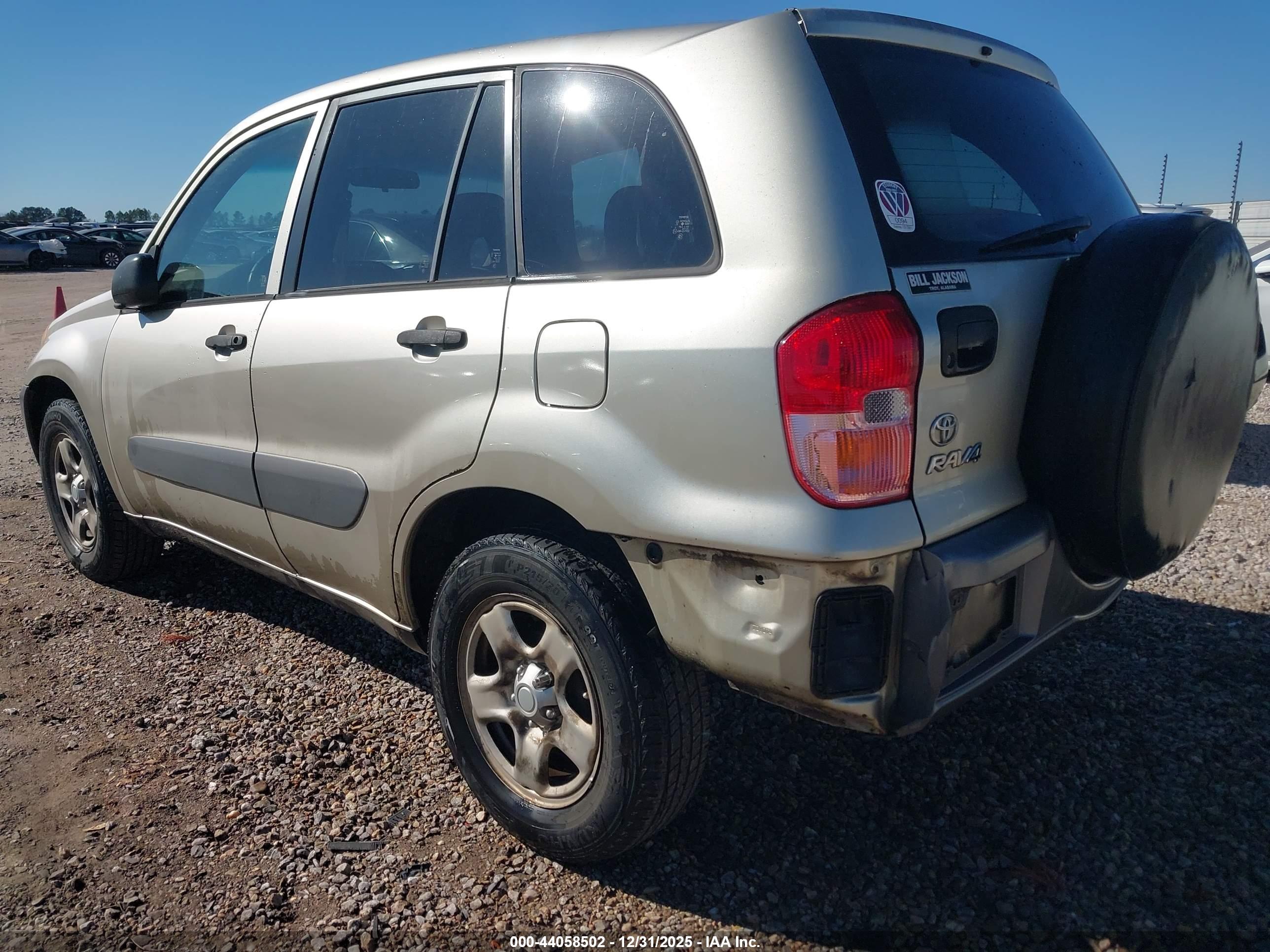 TOYOTA RAV4 image 3