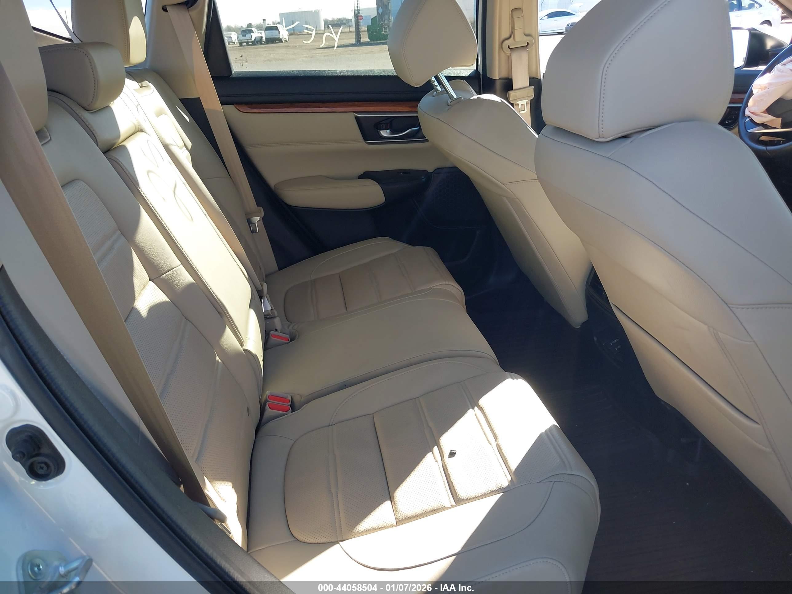 HONDA CR-V image 8