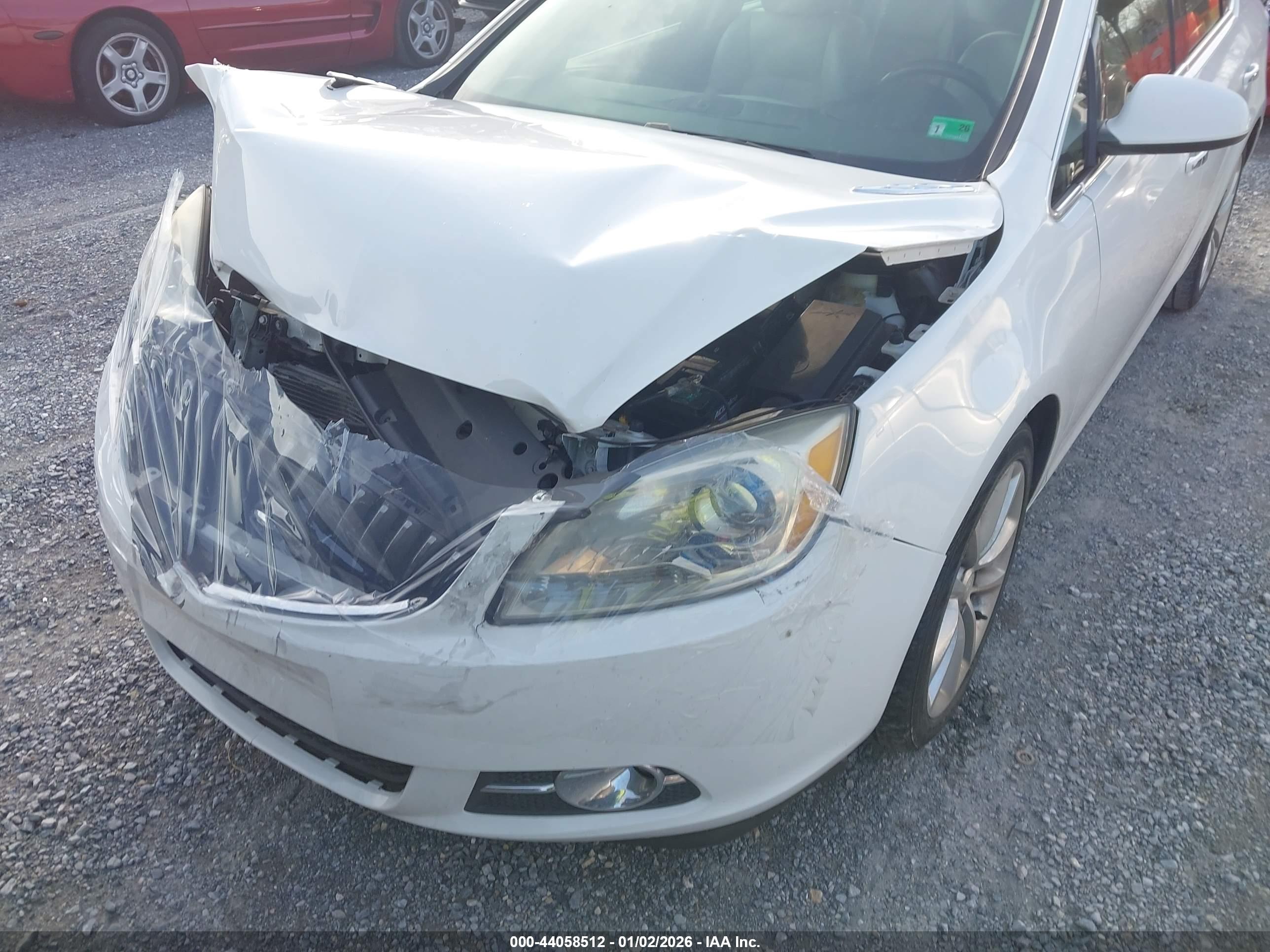 BUICK VERANO image 6