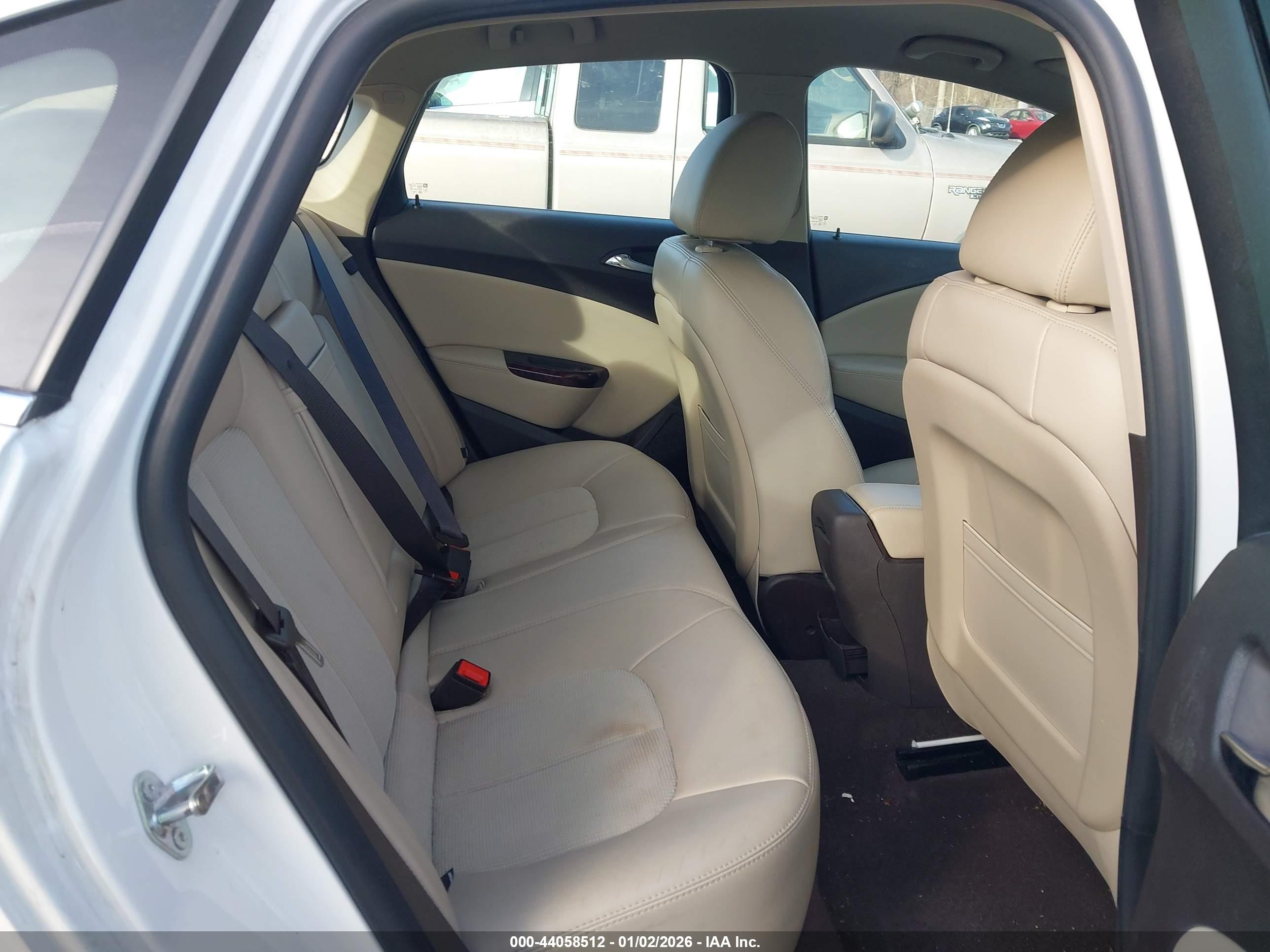BUICK VERANO image 8