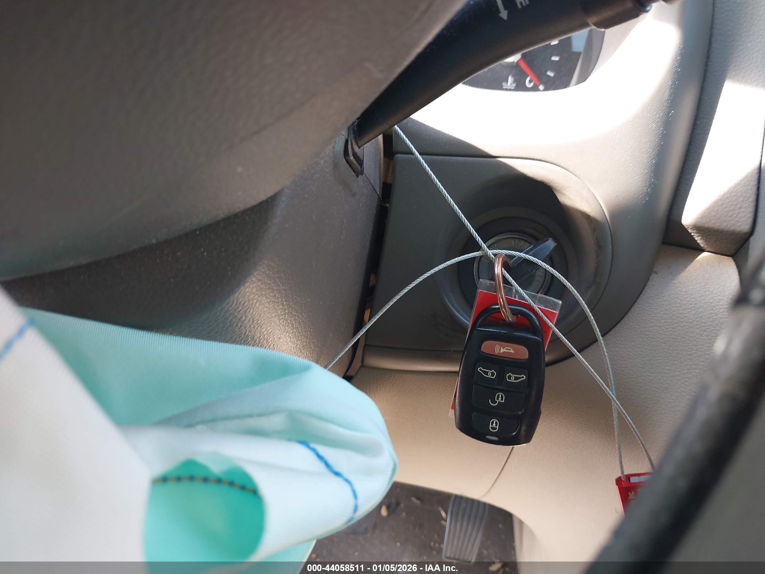 KIA SEDONA image 11