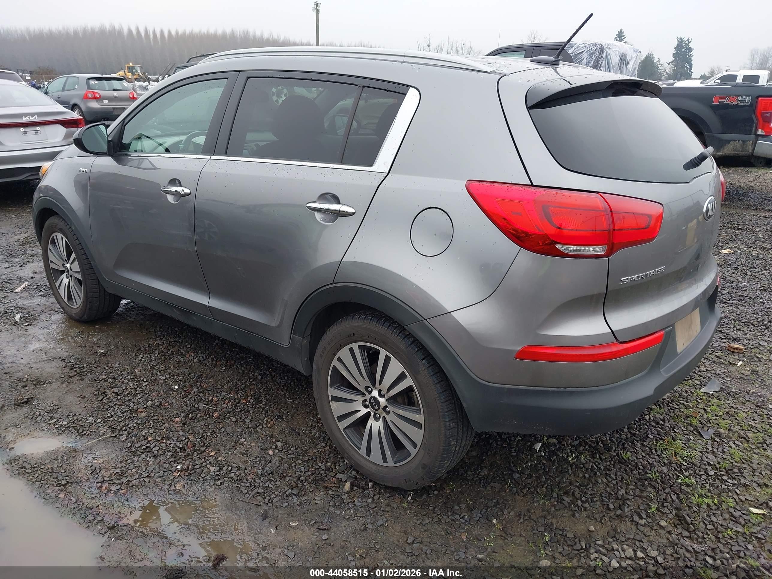 KIA SPORTAGE image 3