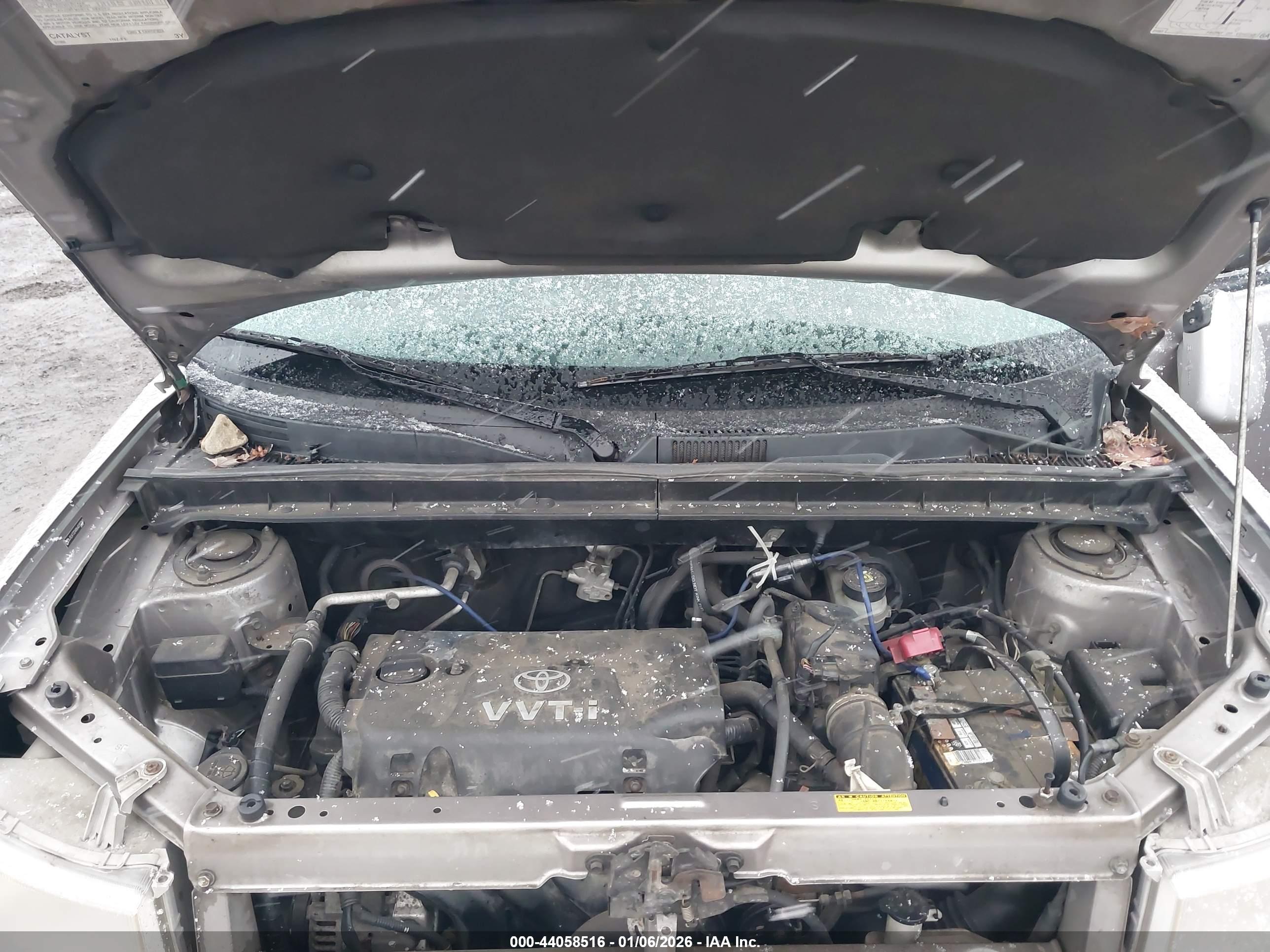 SCION XB image 10