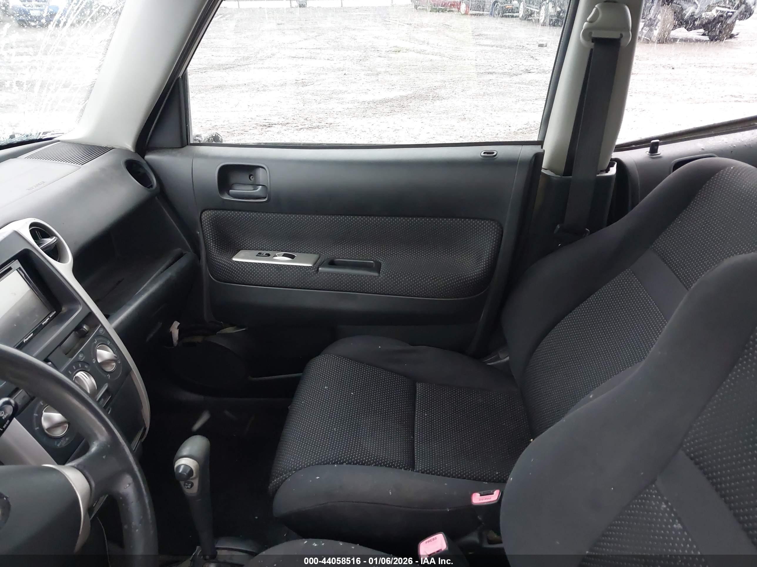 SCION XB image 5
