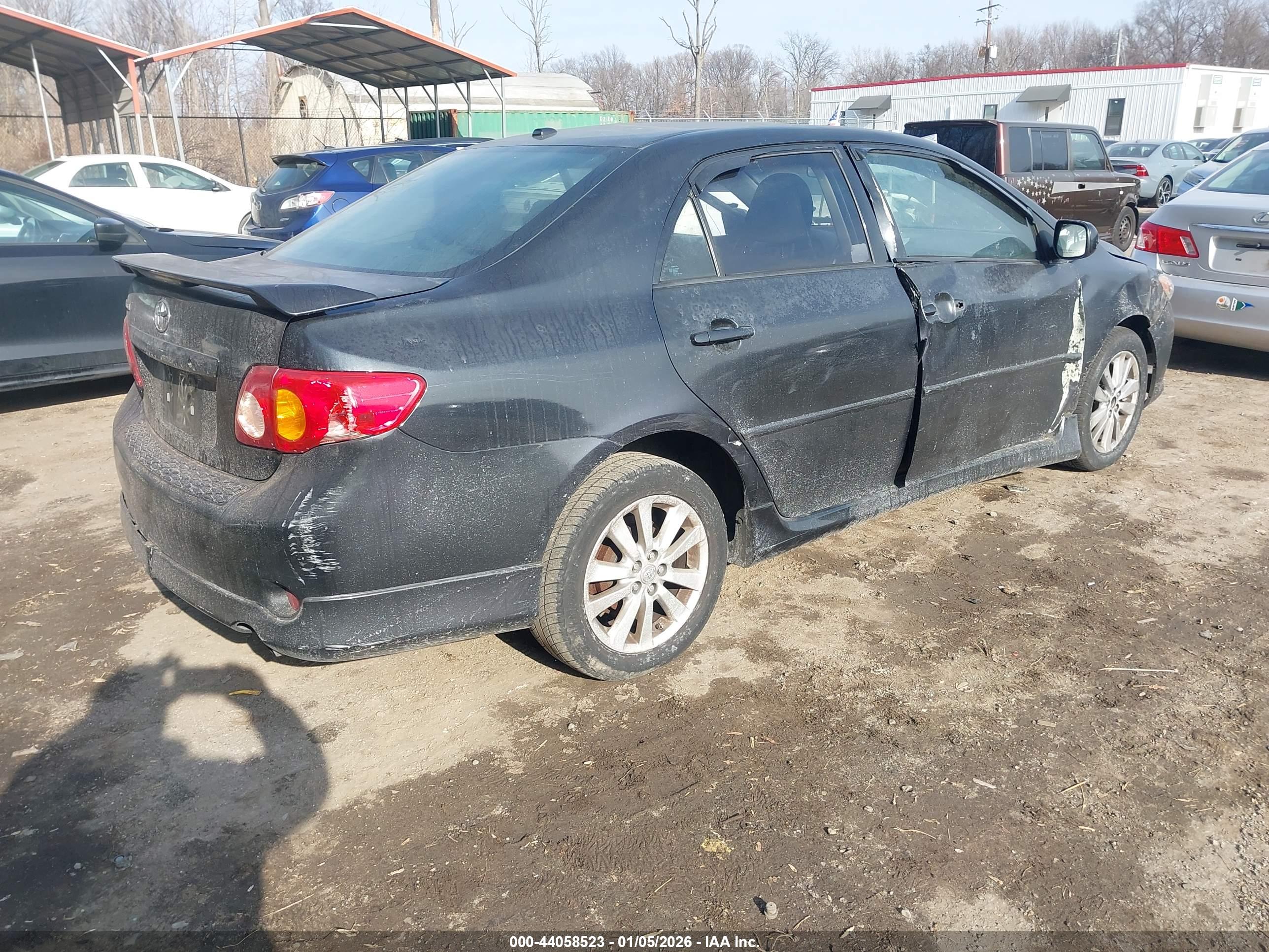 TOYOTA COROLLA image 4