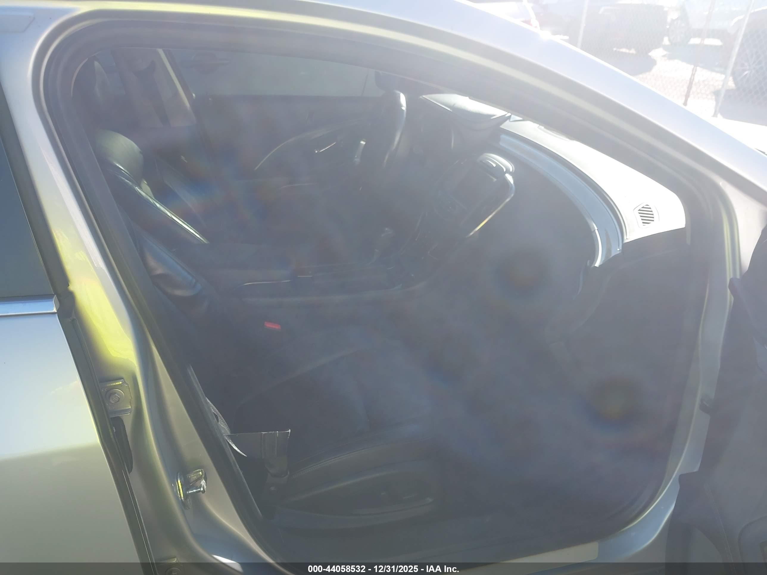 BUICK LACROSSE image 5