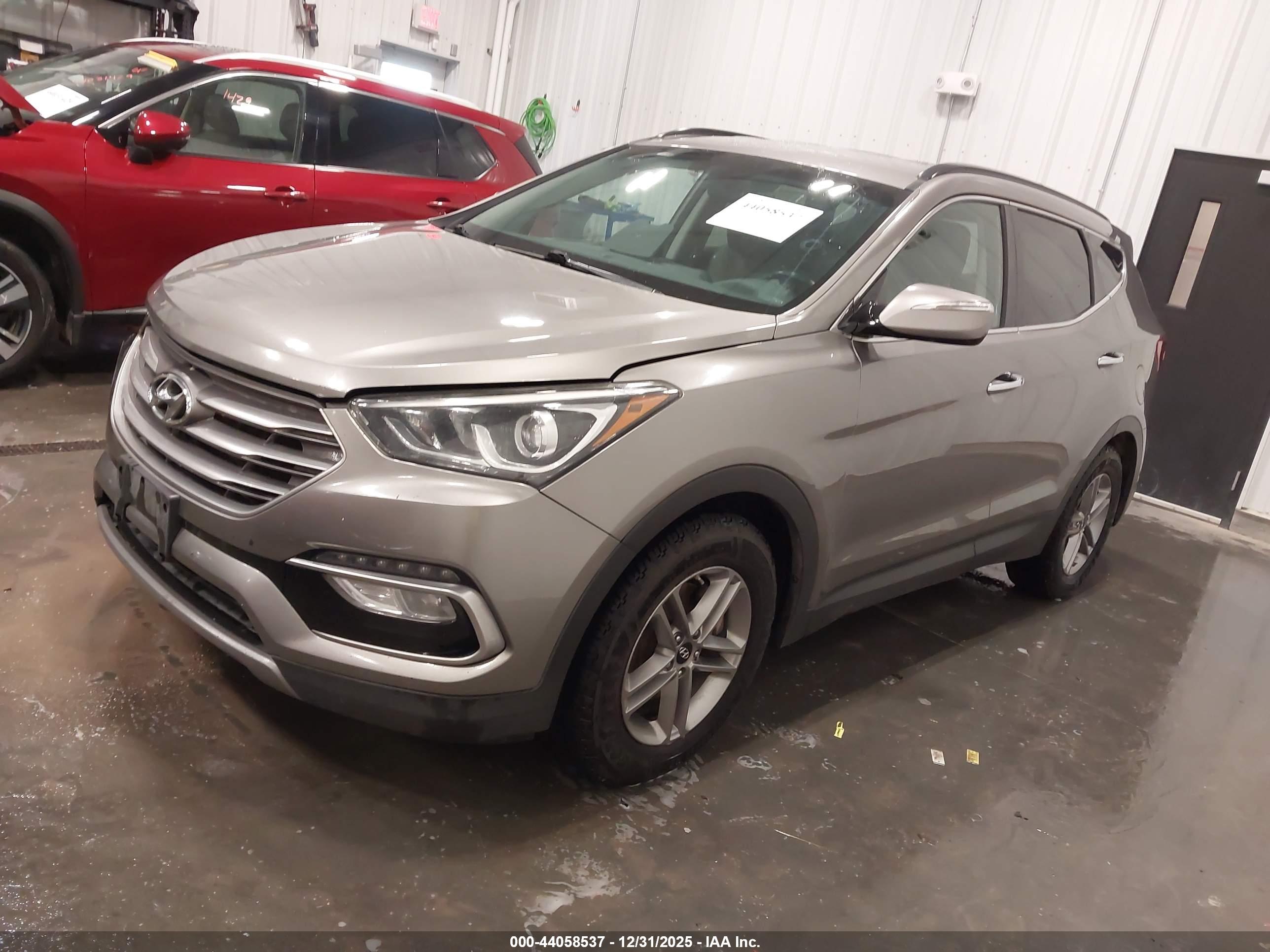 HYUNDAI SANTA image 2