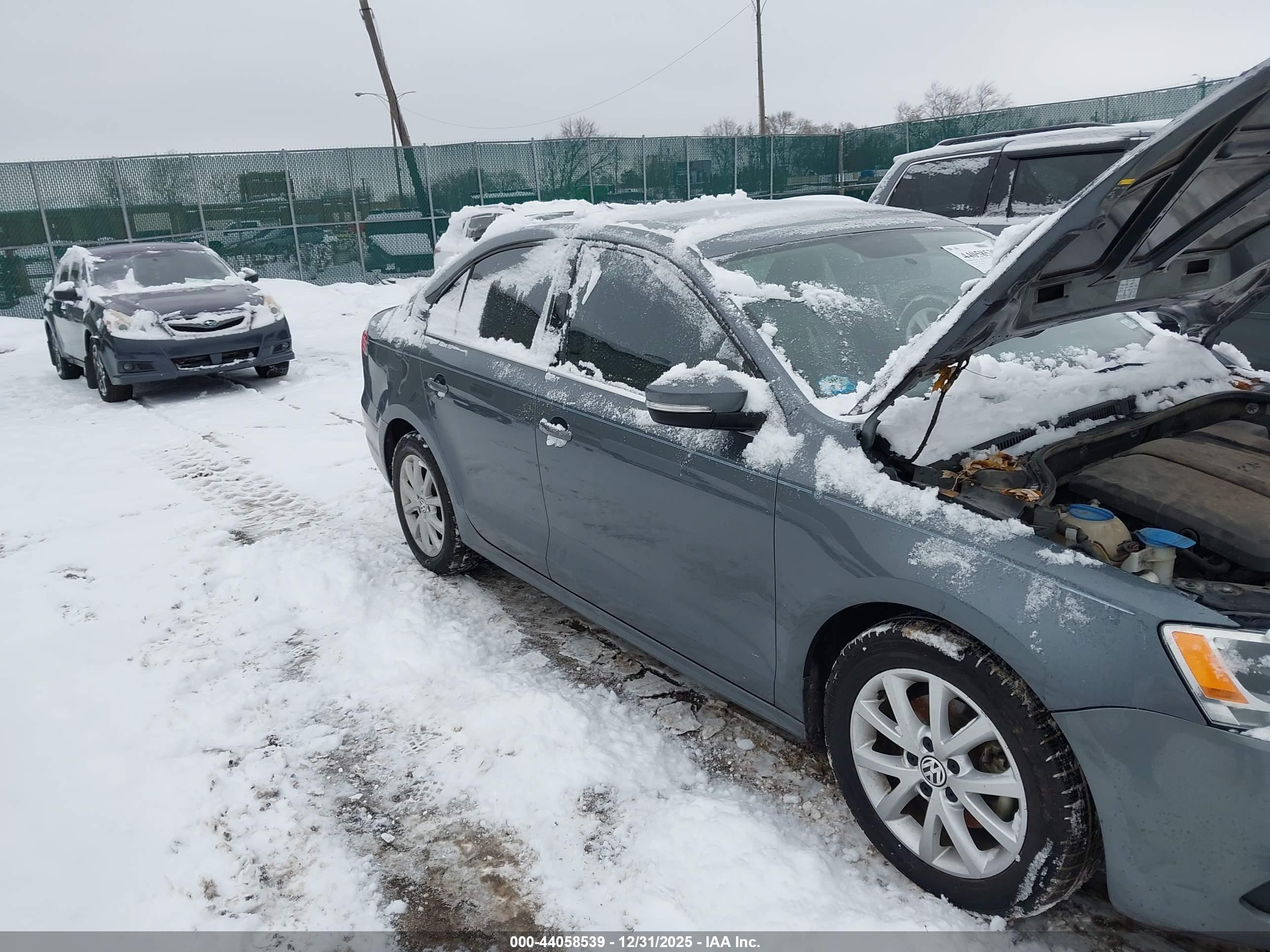 VOLKSWAGEN JETTA image 6