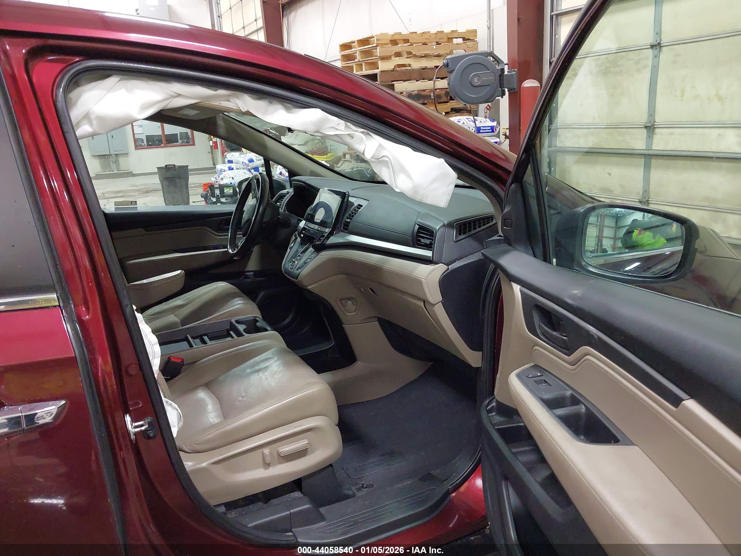 HONDA ODYSSEY image 5
