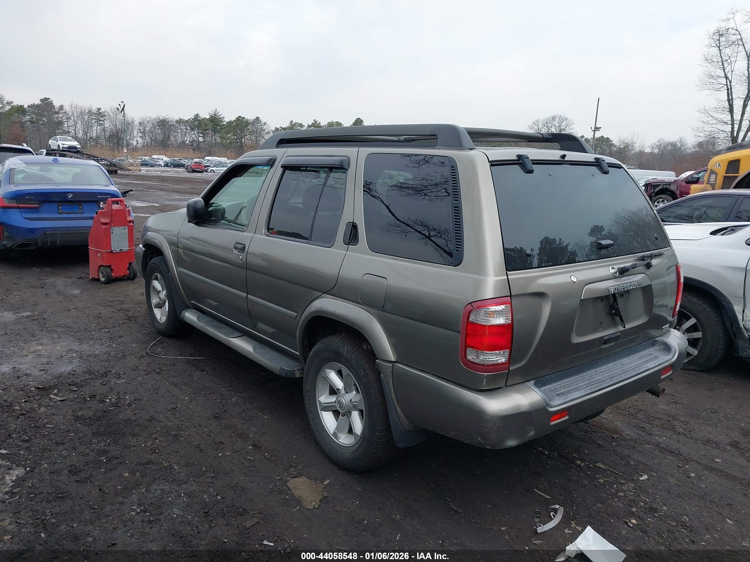NISSAN PATHFINDER image 3