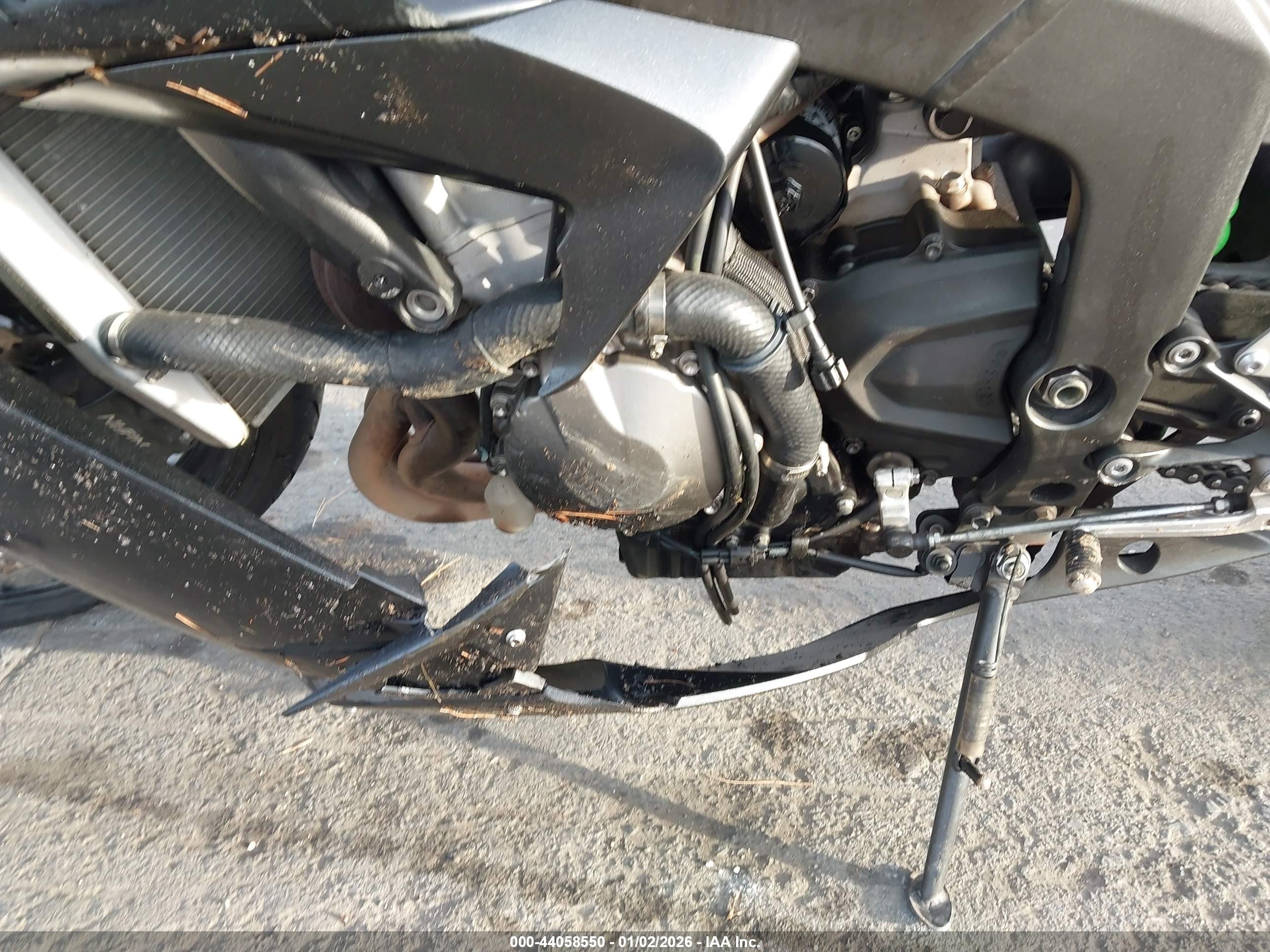 KAWASAKI ZX636 image 9