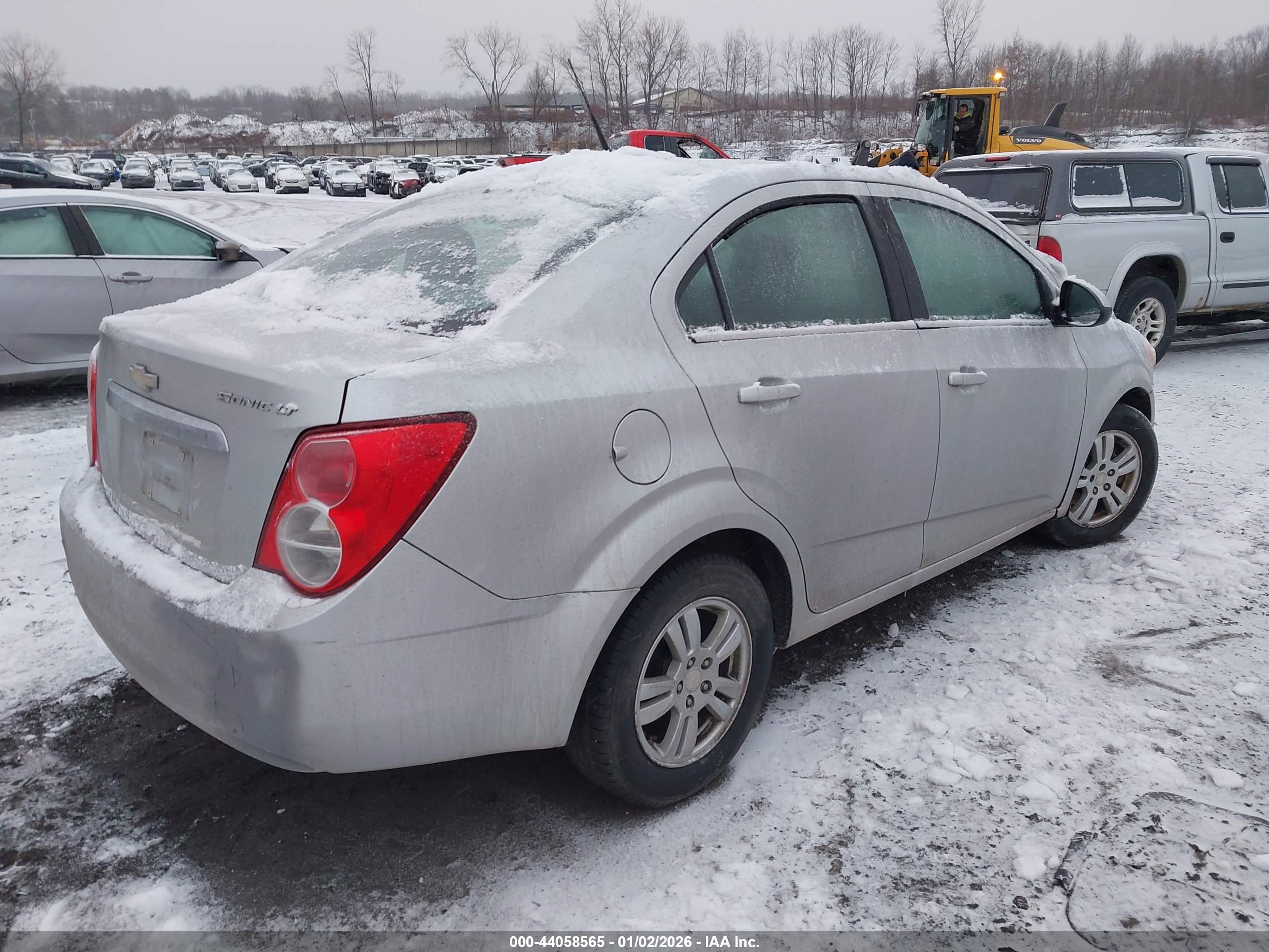 CHEVROLET SONIC image 4