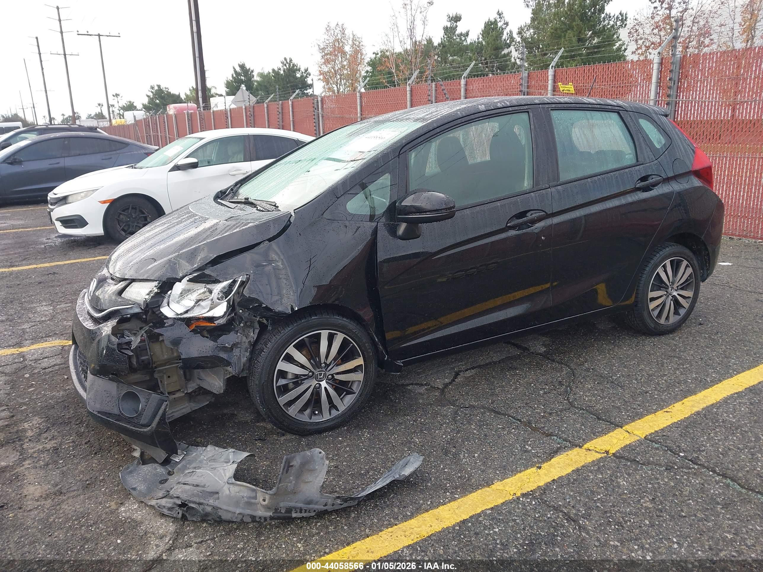 HONDA FIT image 2