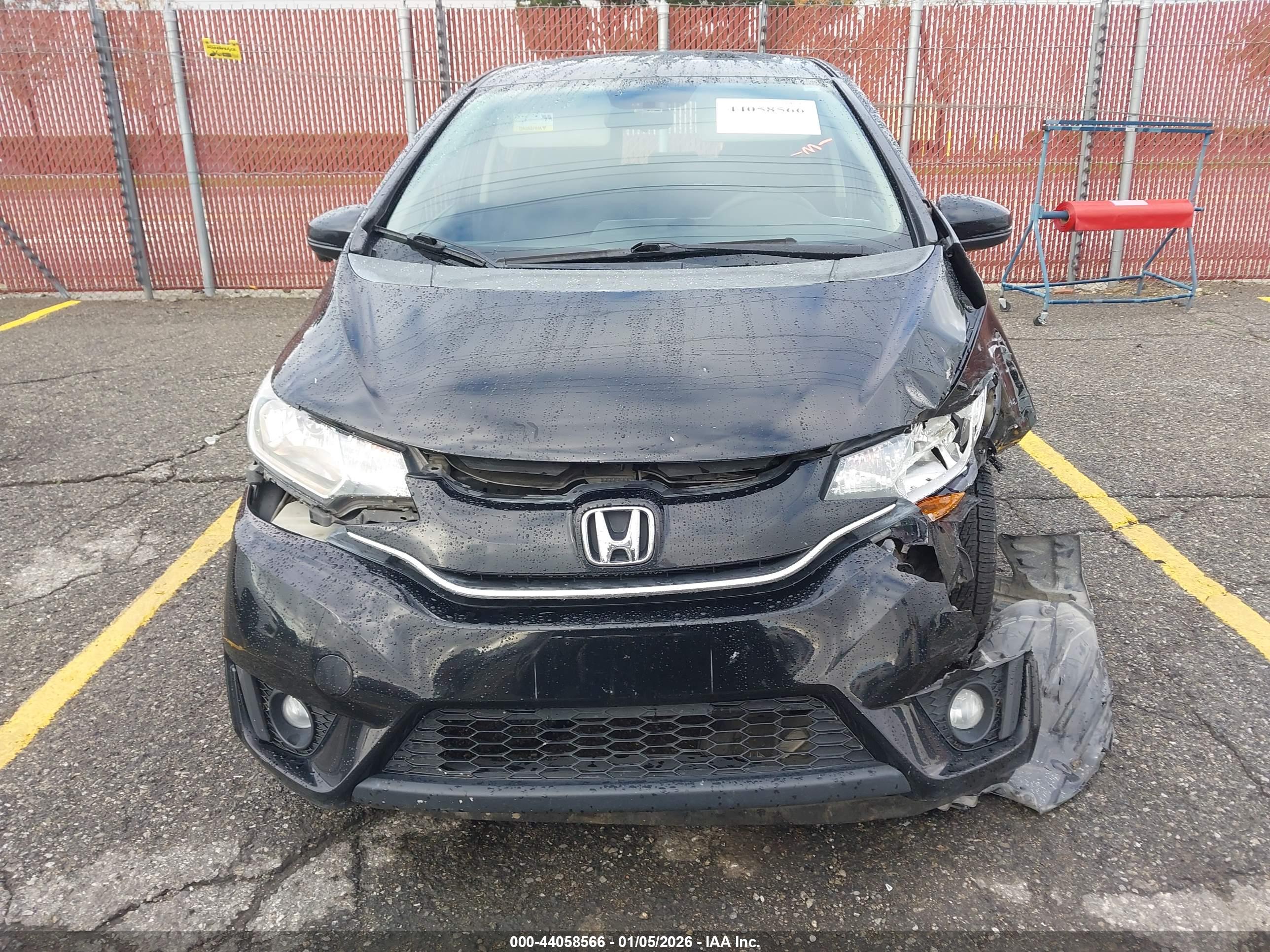 HONDA FIT image 6
