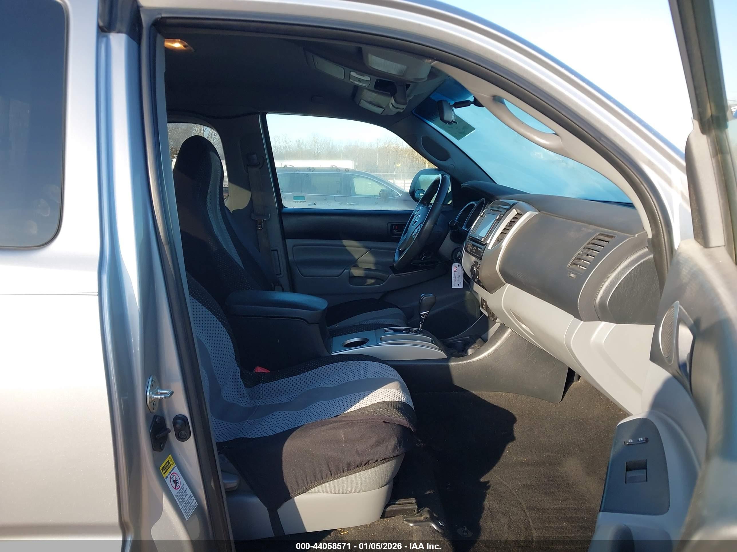 TOYOTA TACOMA image 5
