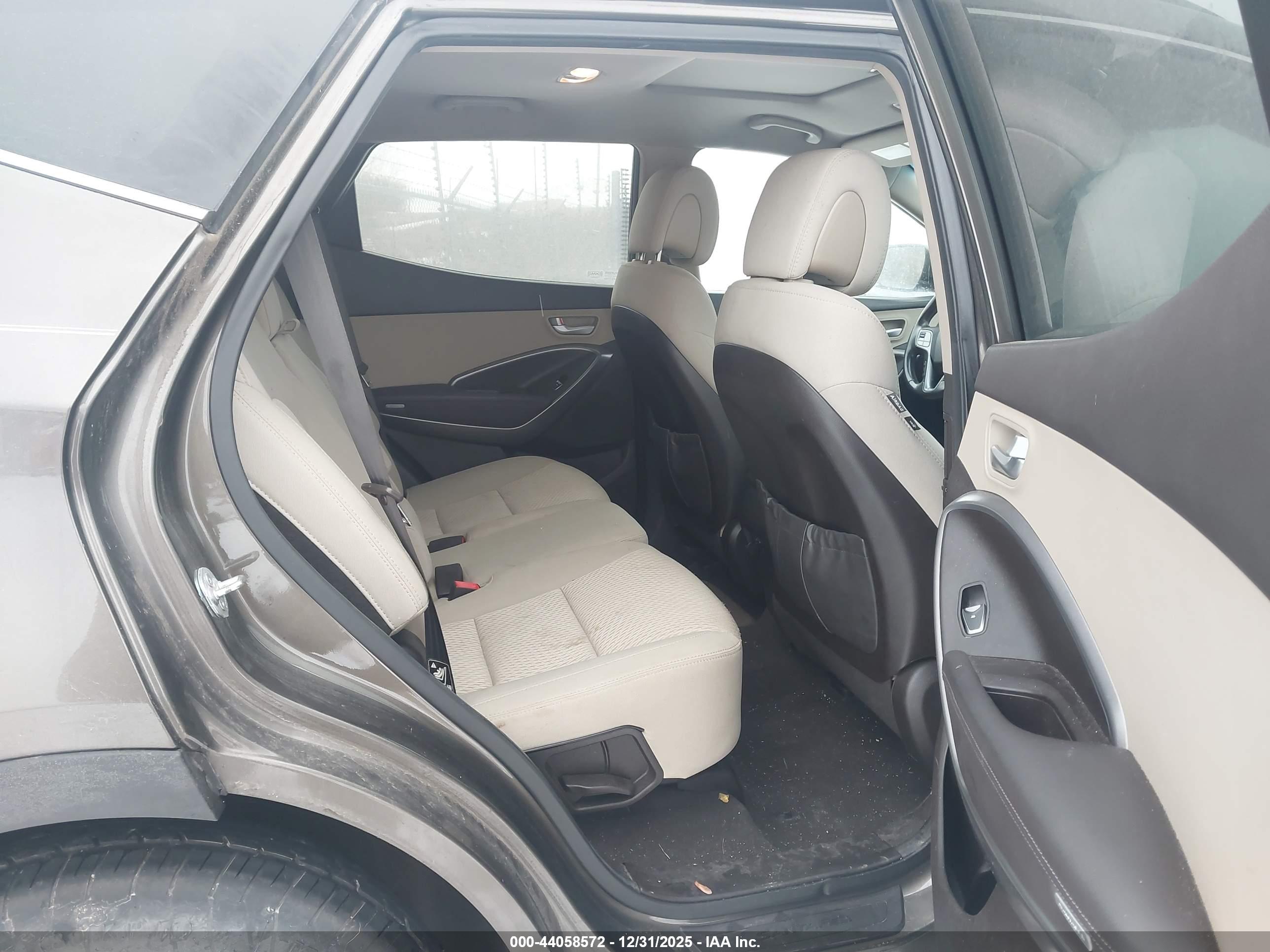 HYUNDAI SANTA image 8