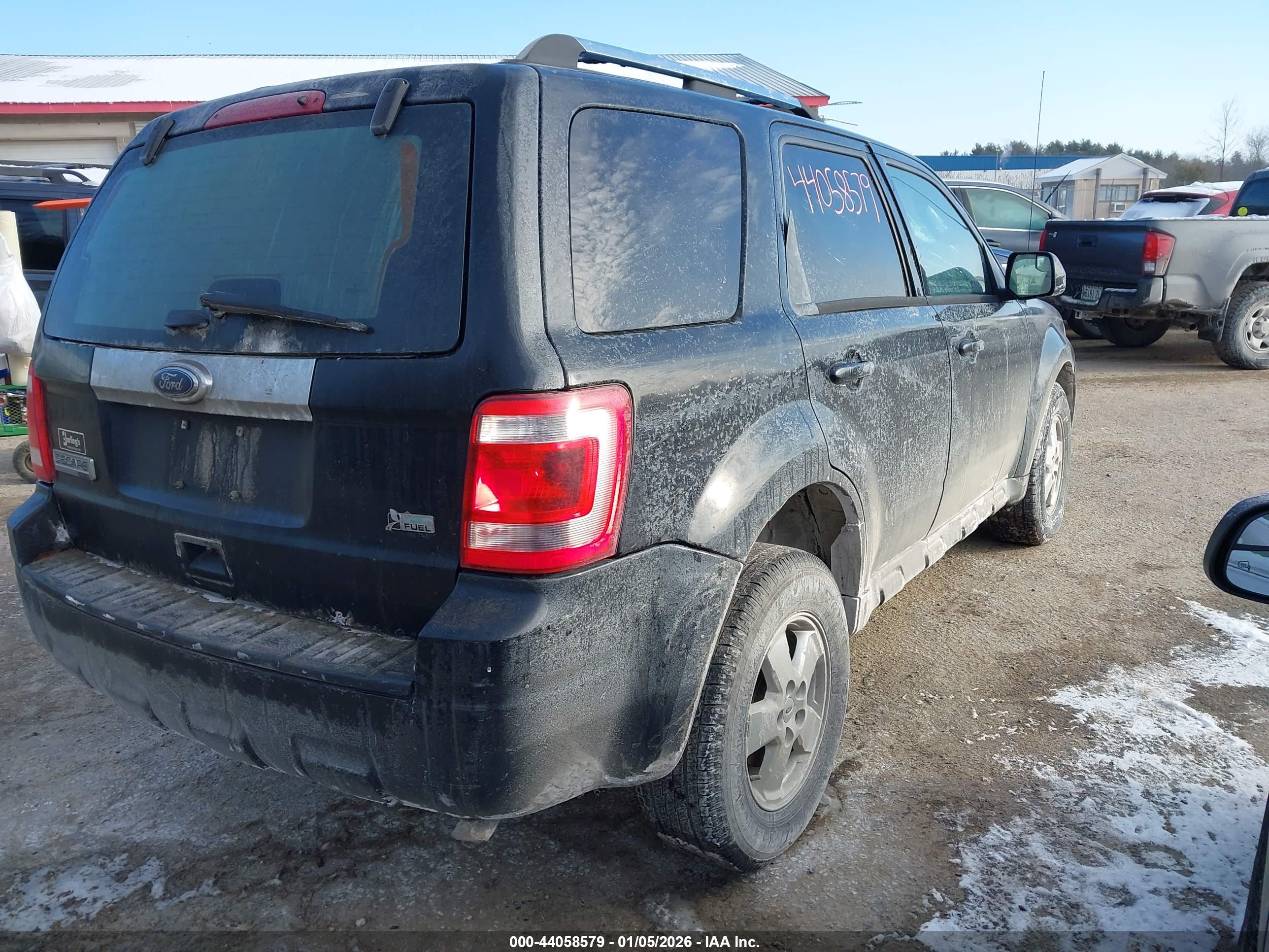 FORD ESCAPE image 4
