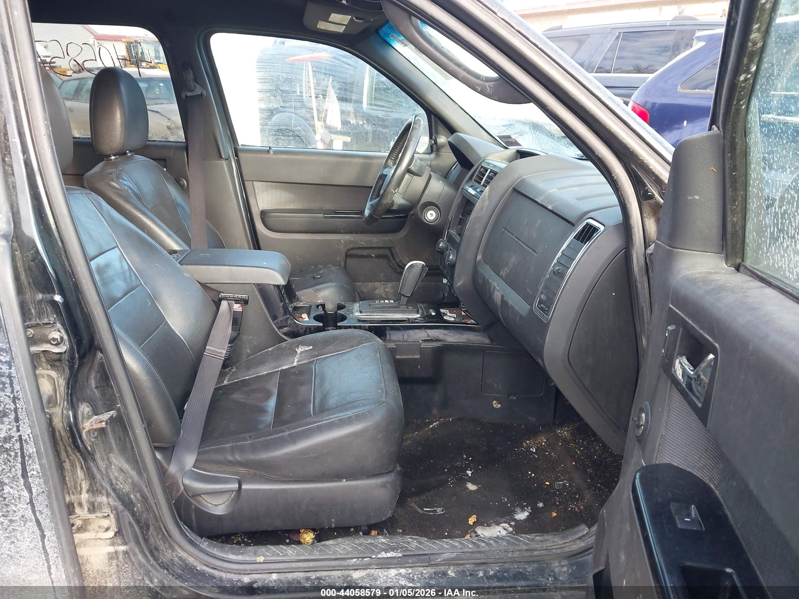 FORD ESCAPE image 5