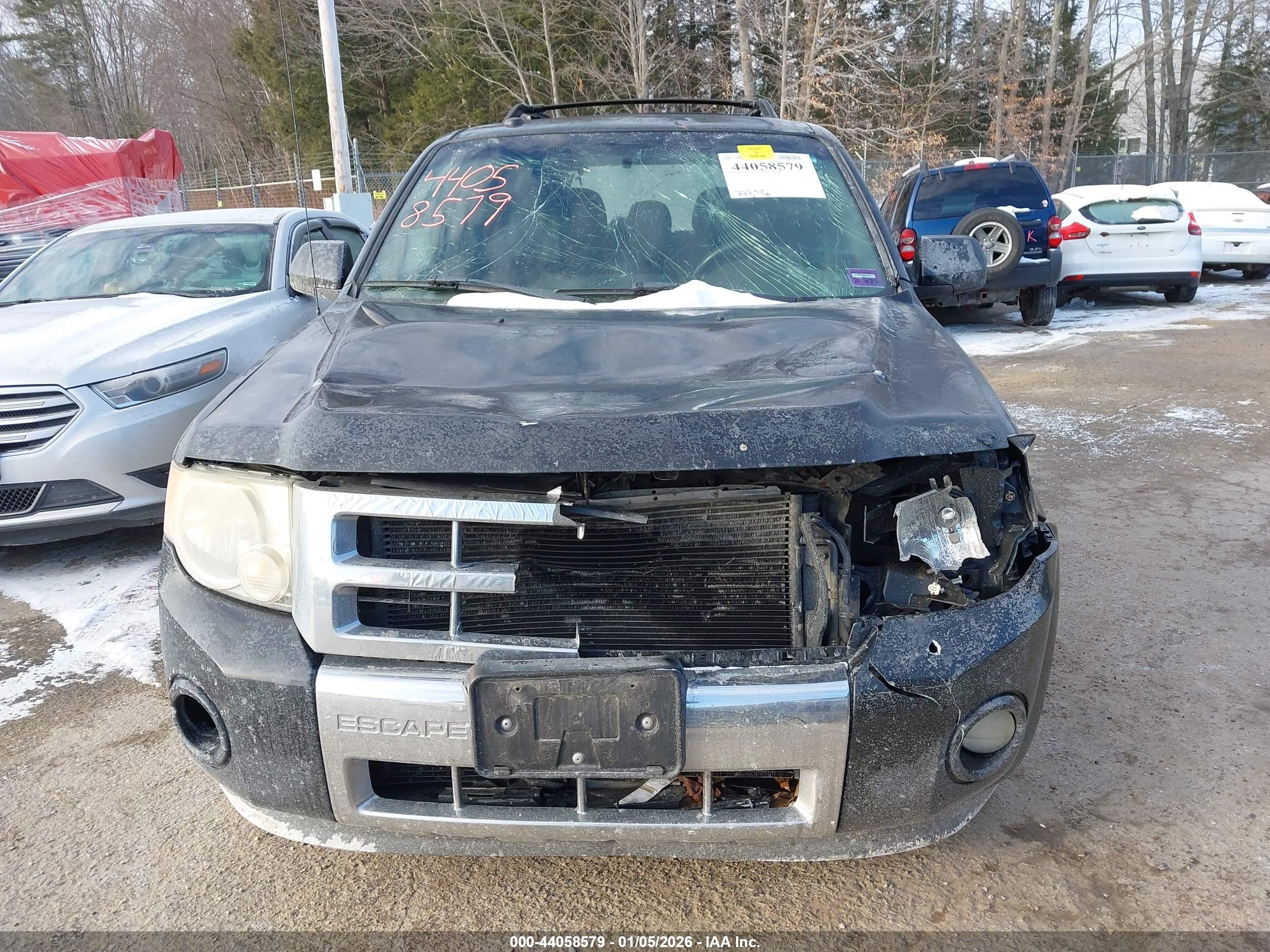 FORD ESCAPE image 6