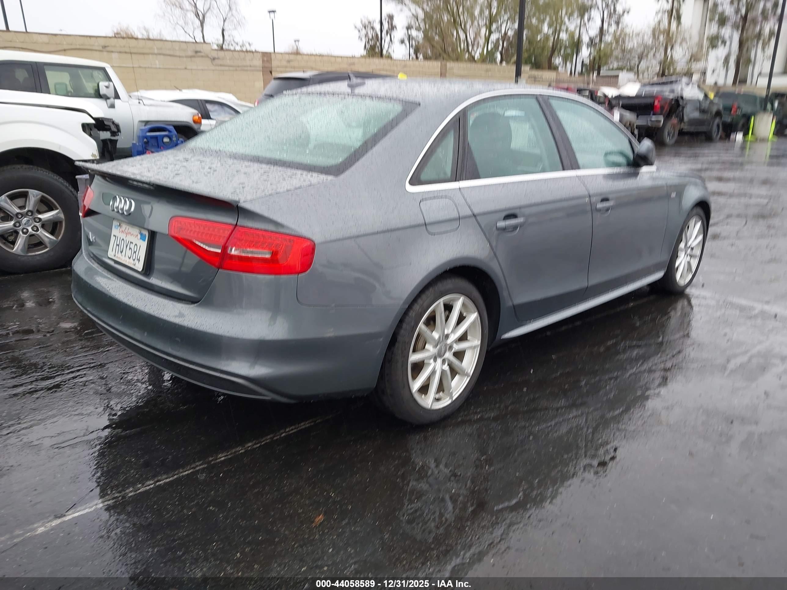 AUDI A4 image 4