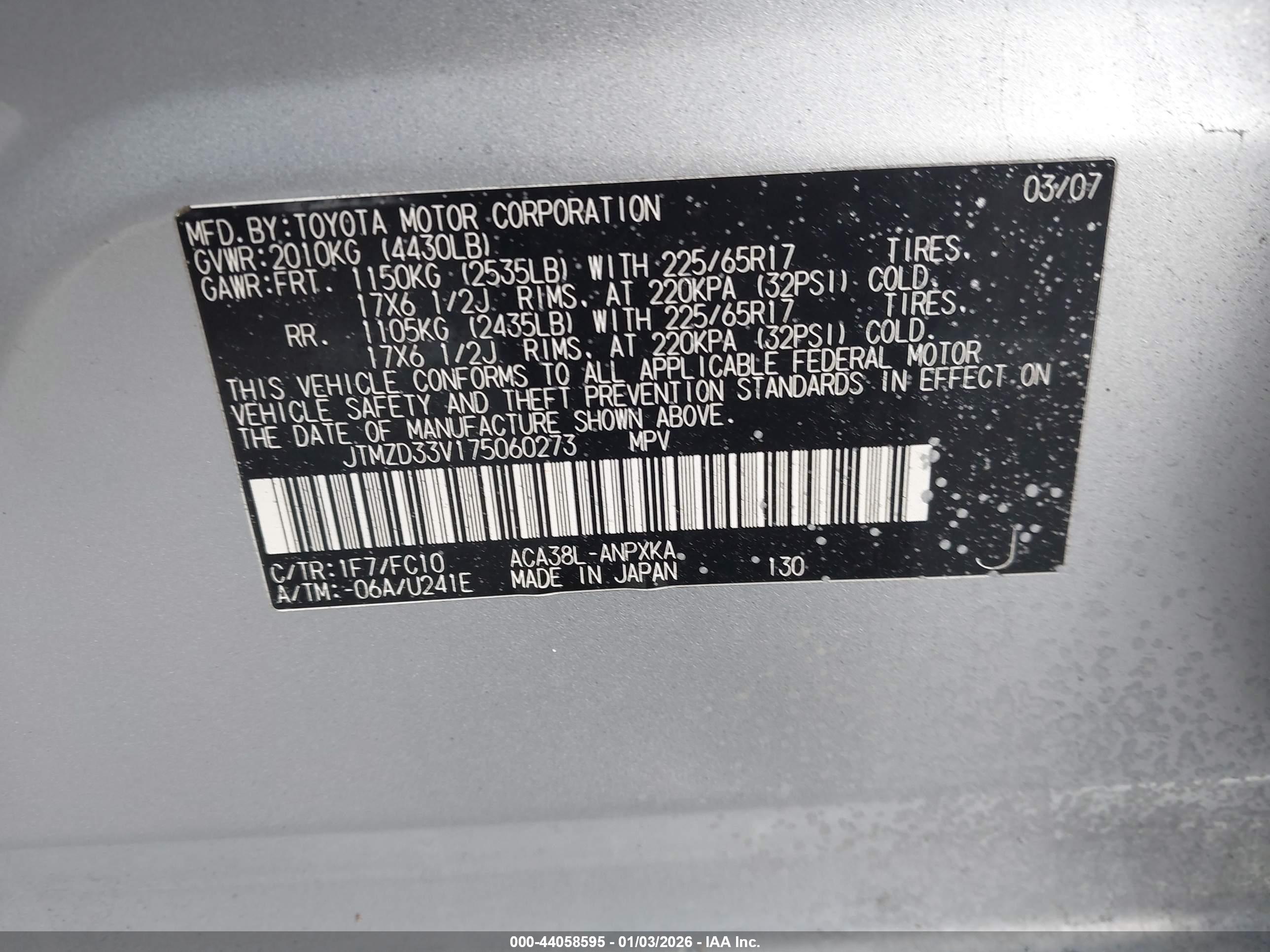 TOYOTA RAV4 image 9